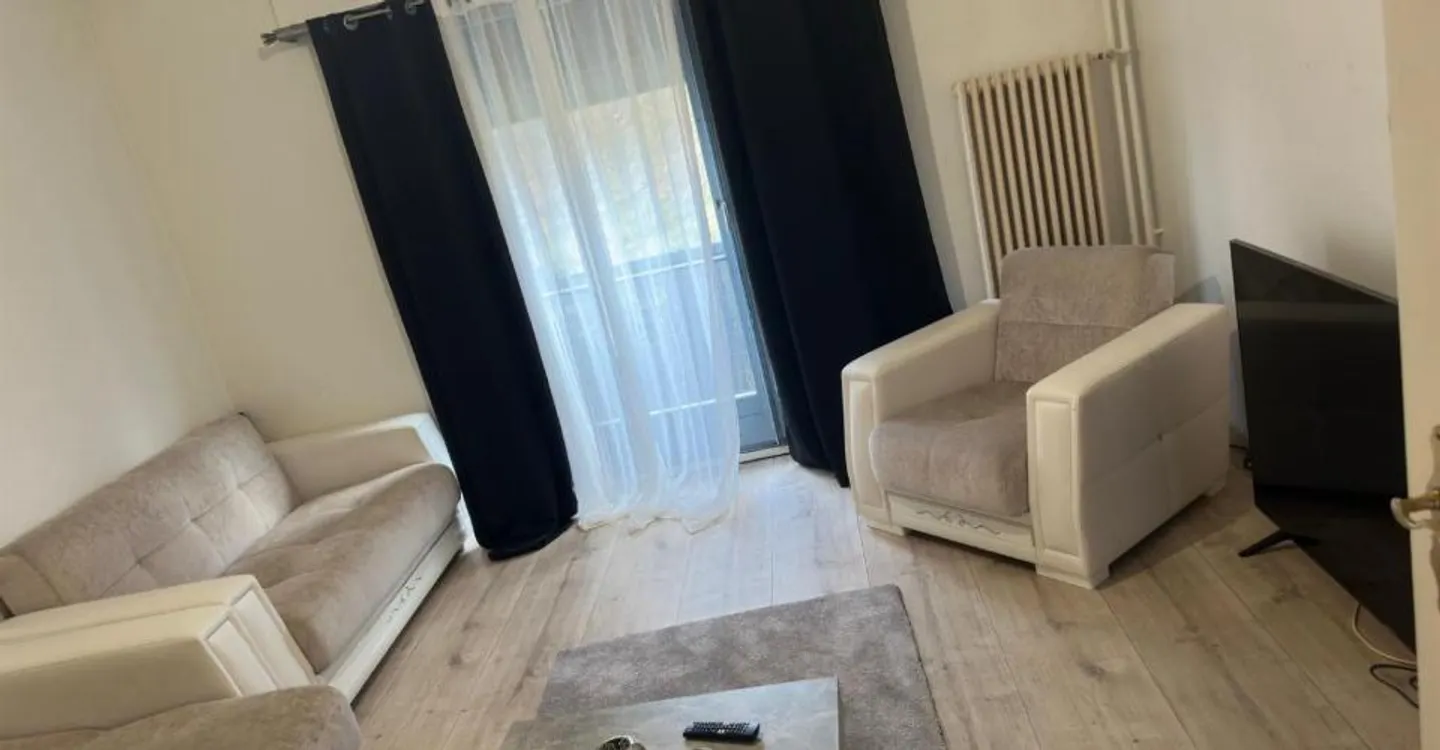 Charmante Wohnung mit Balkonen - Foto 4 von 8