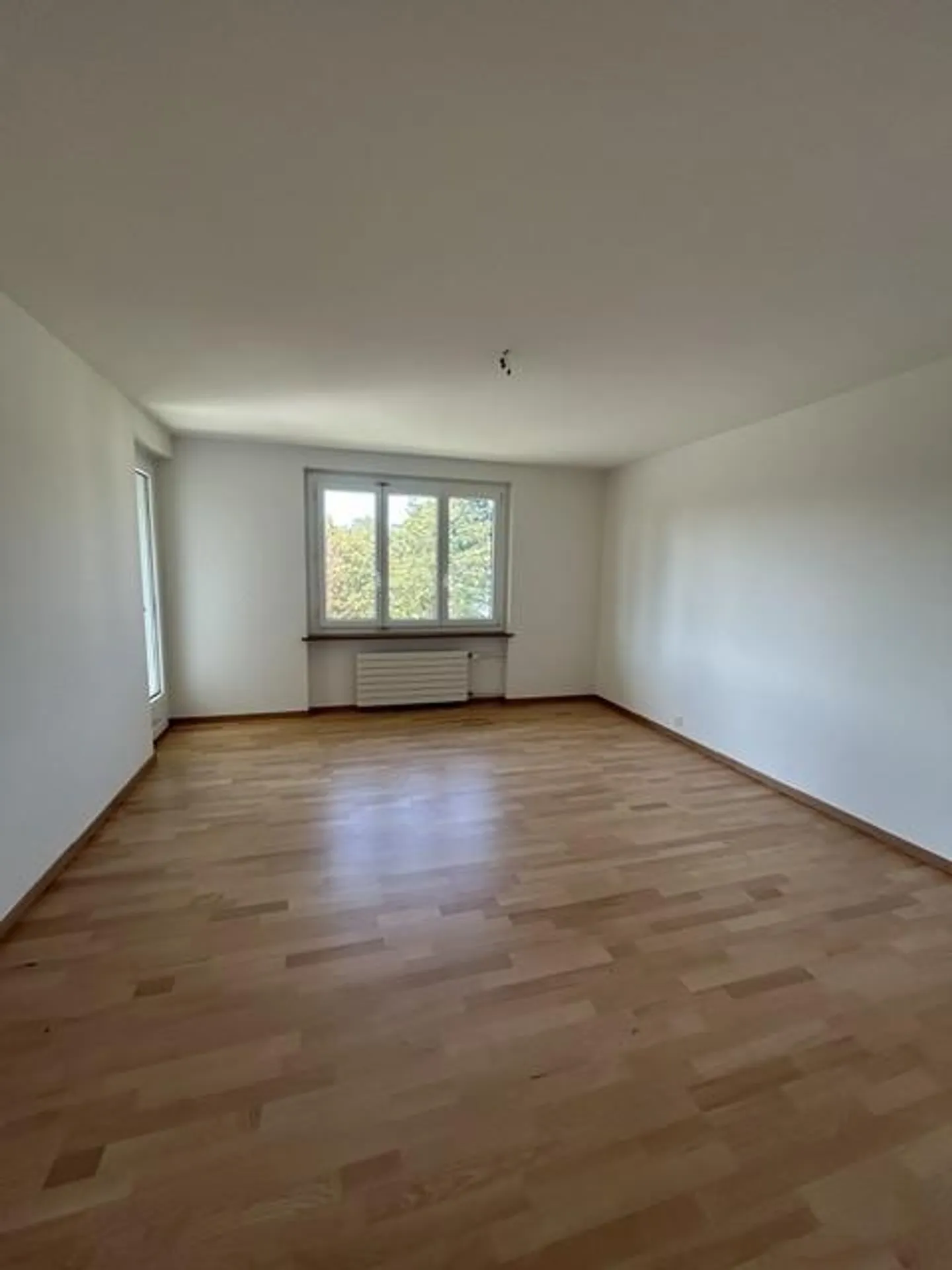 Helle Wohnung mit Balkon - Foto 5 von 7