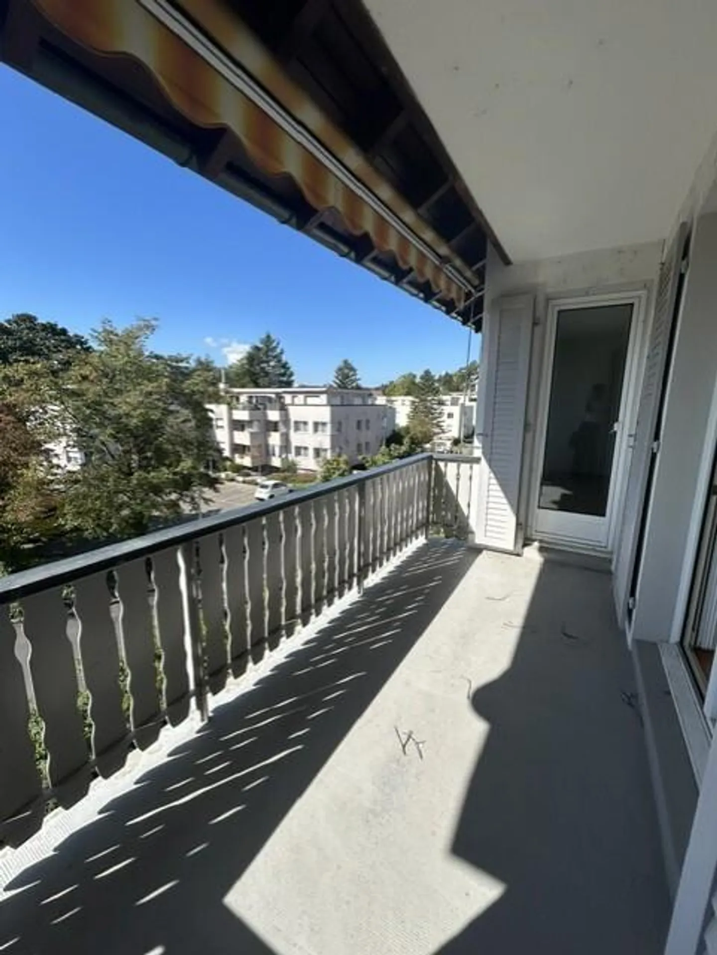 Helle Wohnung mit Balkon - Foto 6 von 7