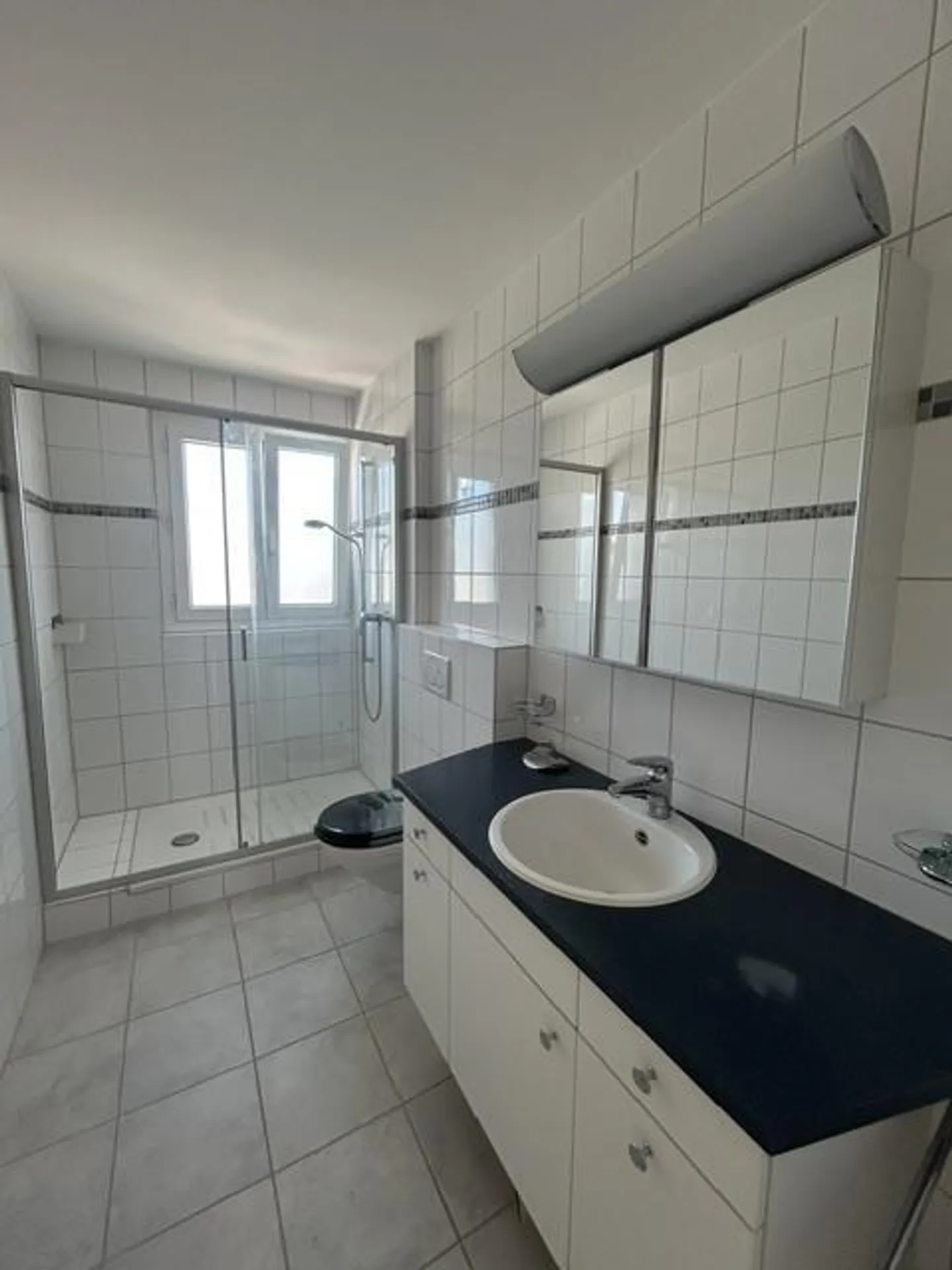 Helle Wohnung mit Balkon - Foto 7 von 7