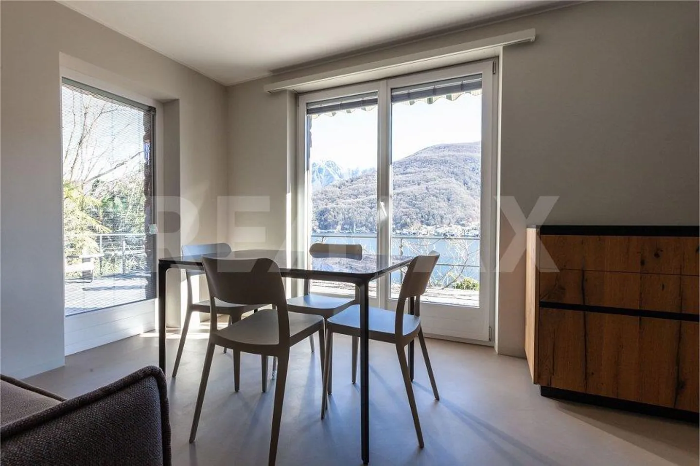 Moderne Ferienwohnung mit Terrasse, Garten und Seesicht - Foto 8 di 13