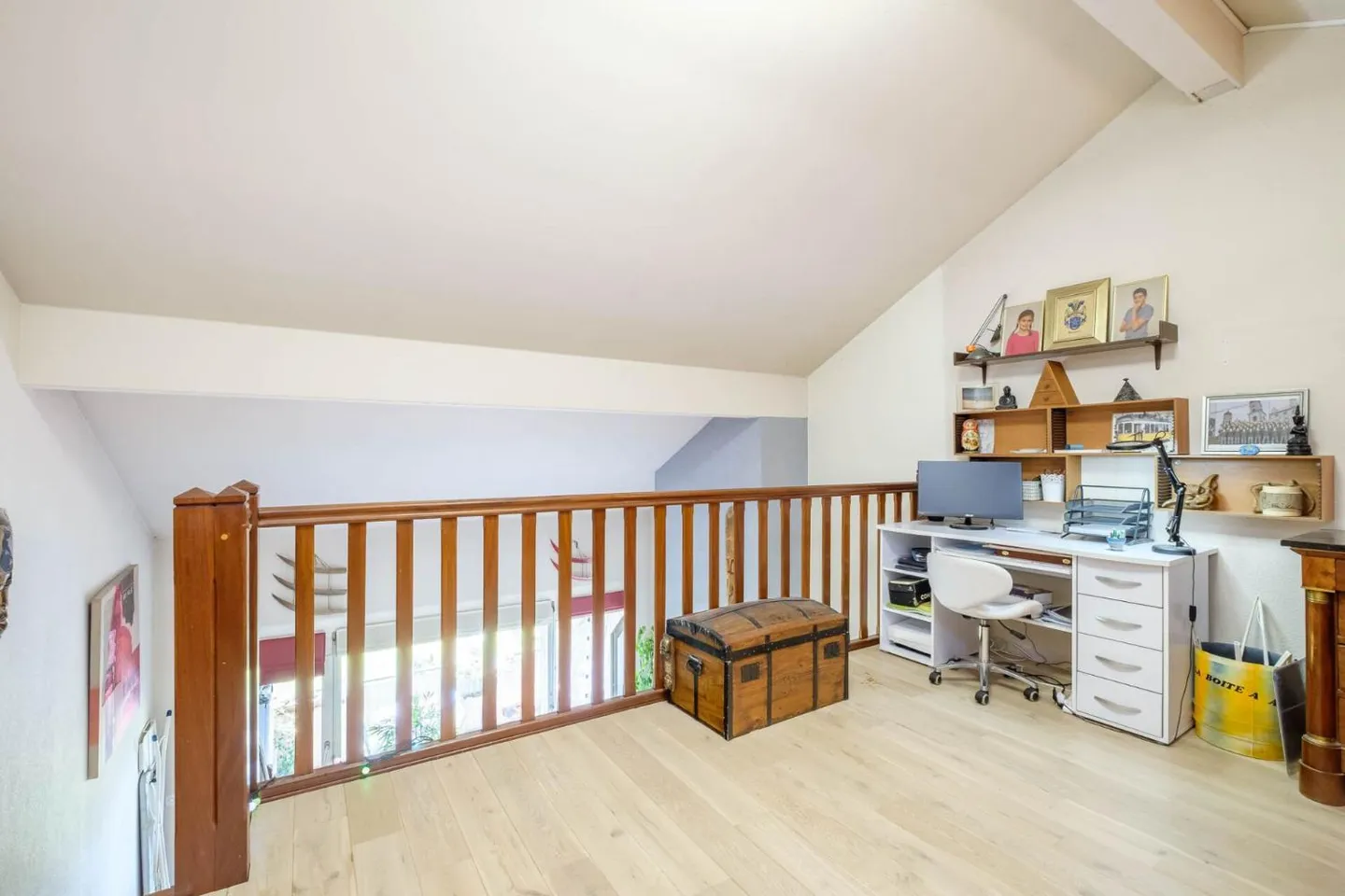Beautiful penthouse apartment - duplex - unobstructed view - Photo 6 of 9