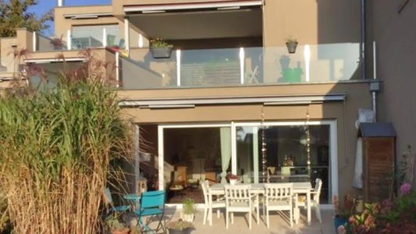 DUPLEX APARTMENT 4½ ROOMS IN MARLY (FR), FURNISHED, FIXED TERM - Photo 1 of 12