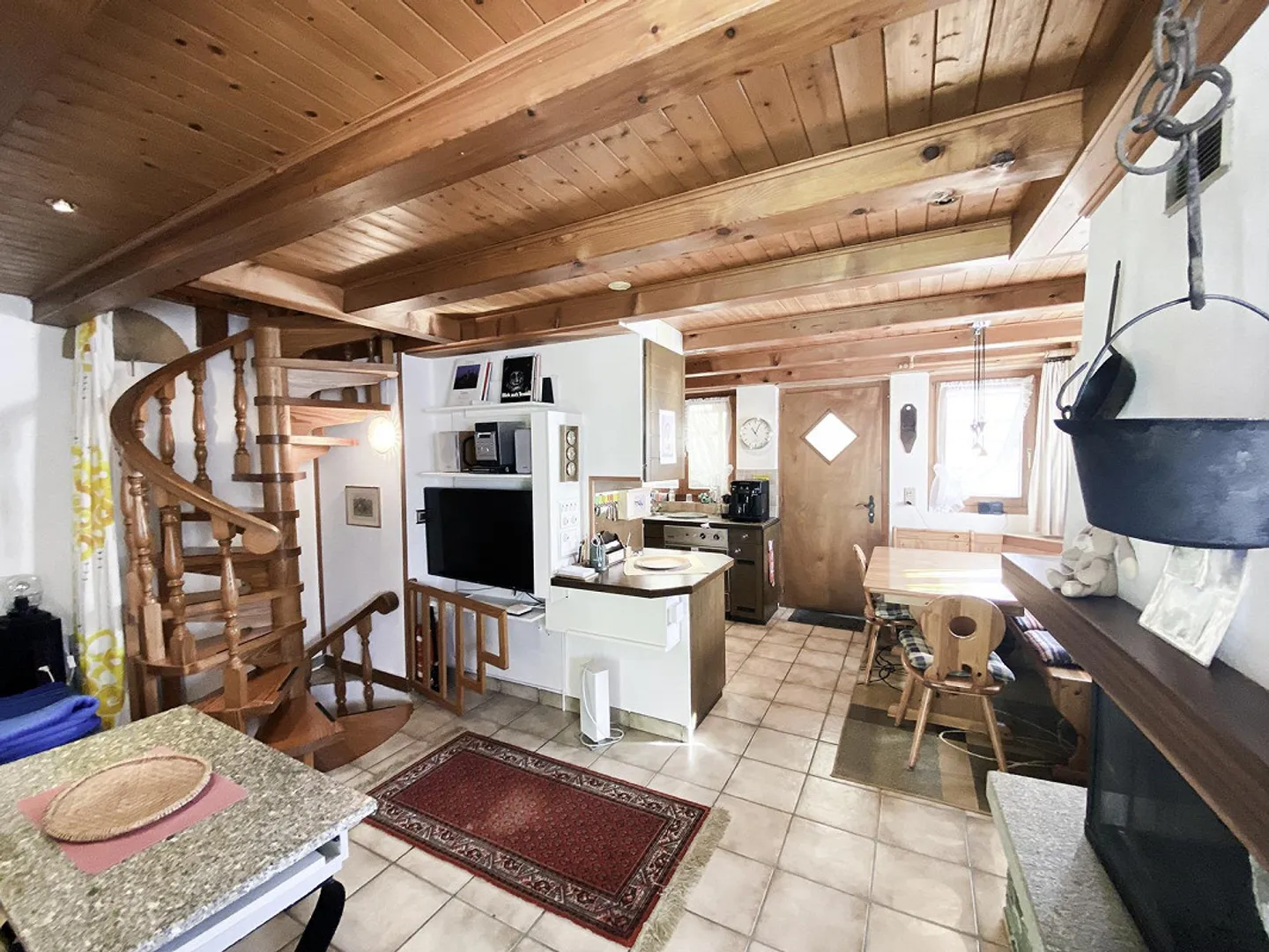 Maison de vacances rustique rénovée avec jardin et parking - Photo 8 sur 23