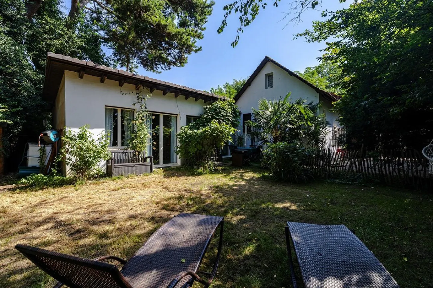 The Artist House of Walter Läuppi in Bruderholz - Photo 24 of 27