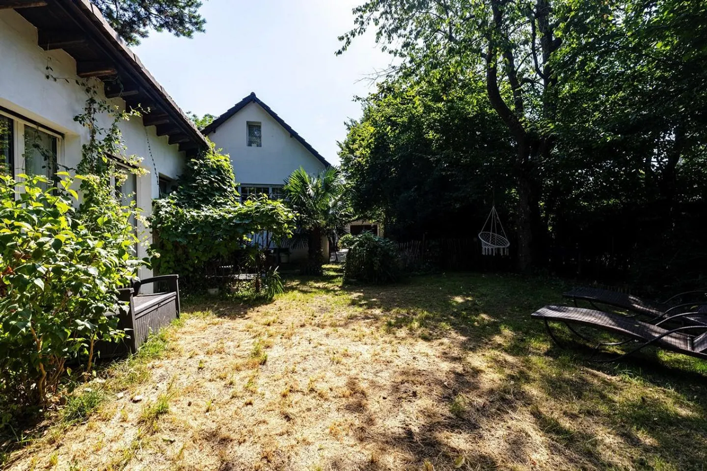 The Artist House of Walter Läuppi in Bruderholz - Photo 25 of 27