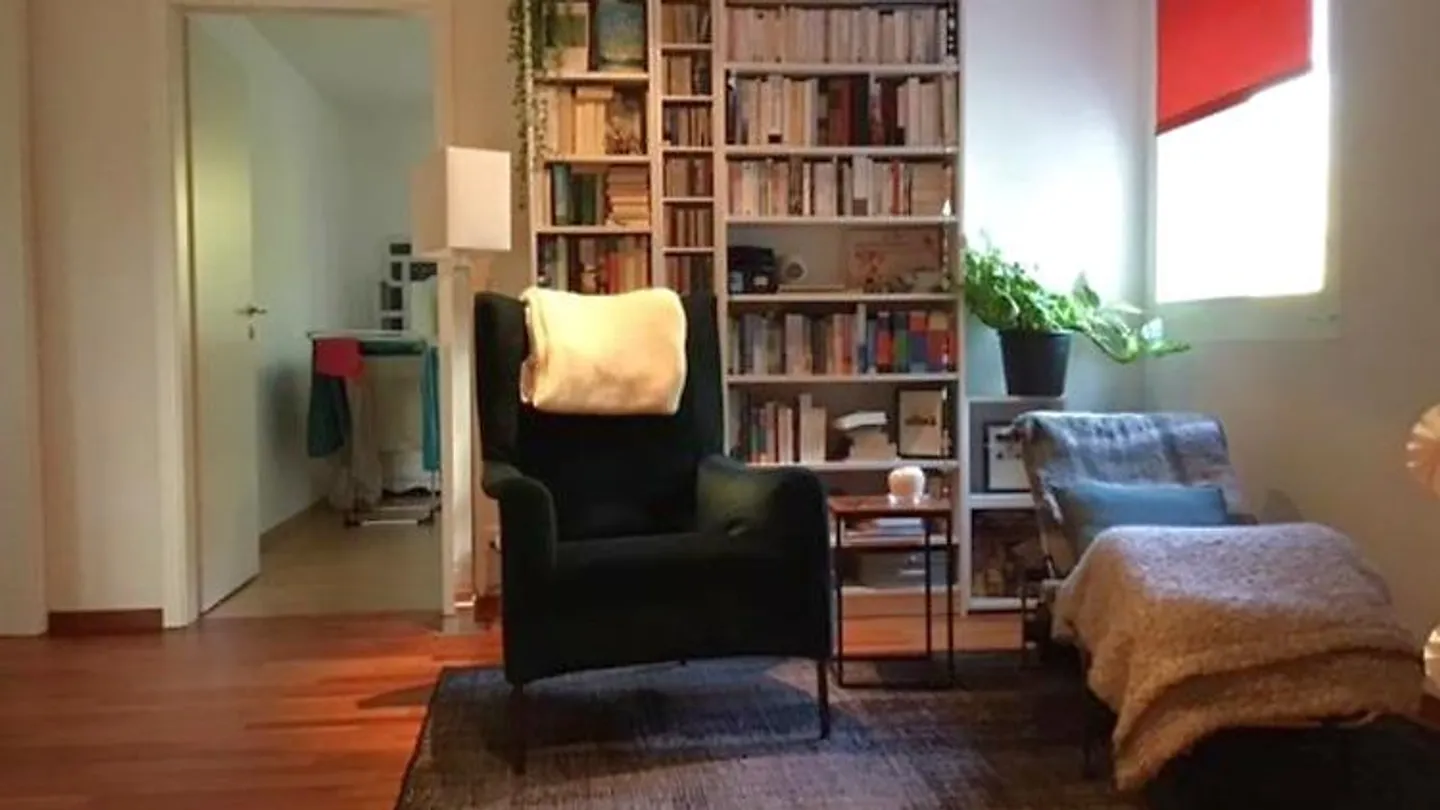 DUPLEX APARTMENT 4½ ROOMS IN MARLY (FR), FURNISHED, FIXED TERM - Photo 6 of 12