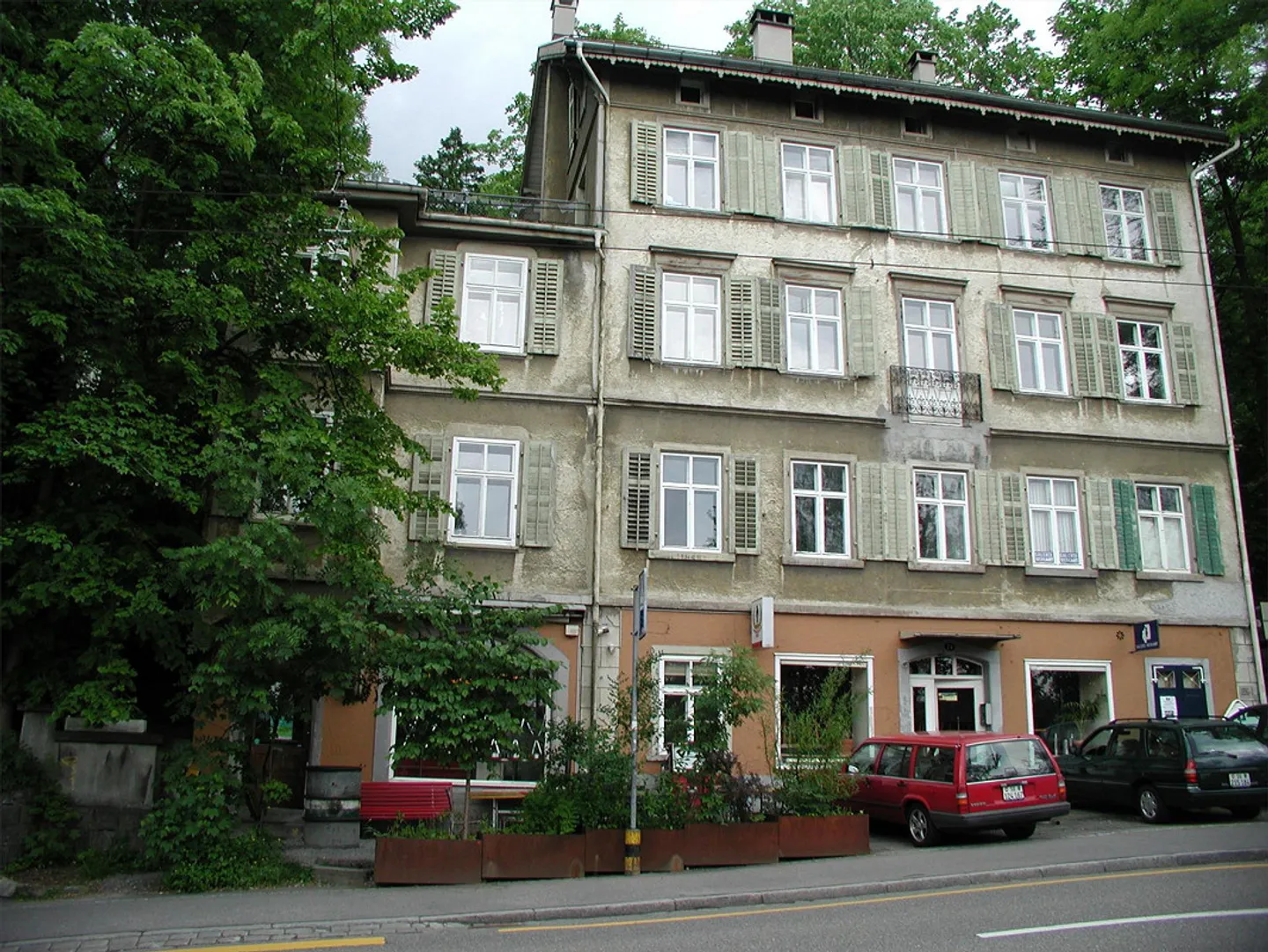 Commercial Space (Rent excluding additional costs) - Near Center - Photo 1 of 6