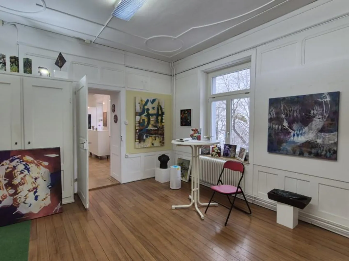 Commercial Space (Rent excluding additional costs) - Near Center - Photo 4 of 6