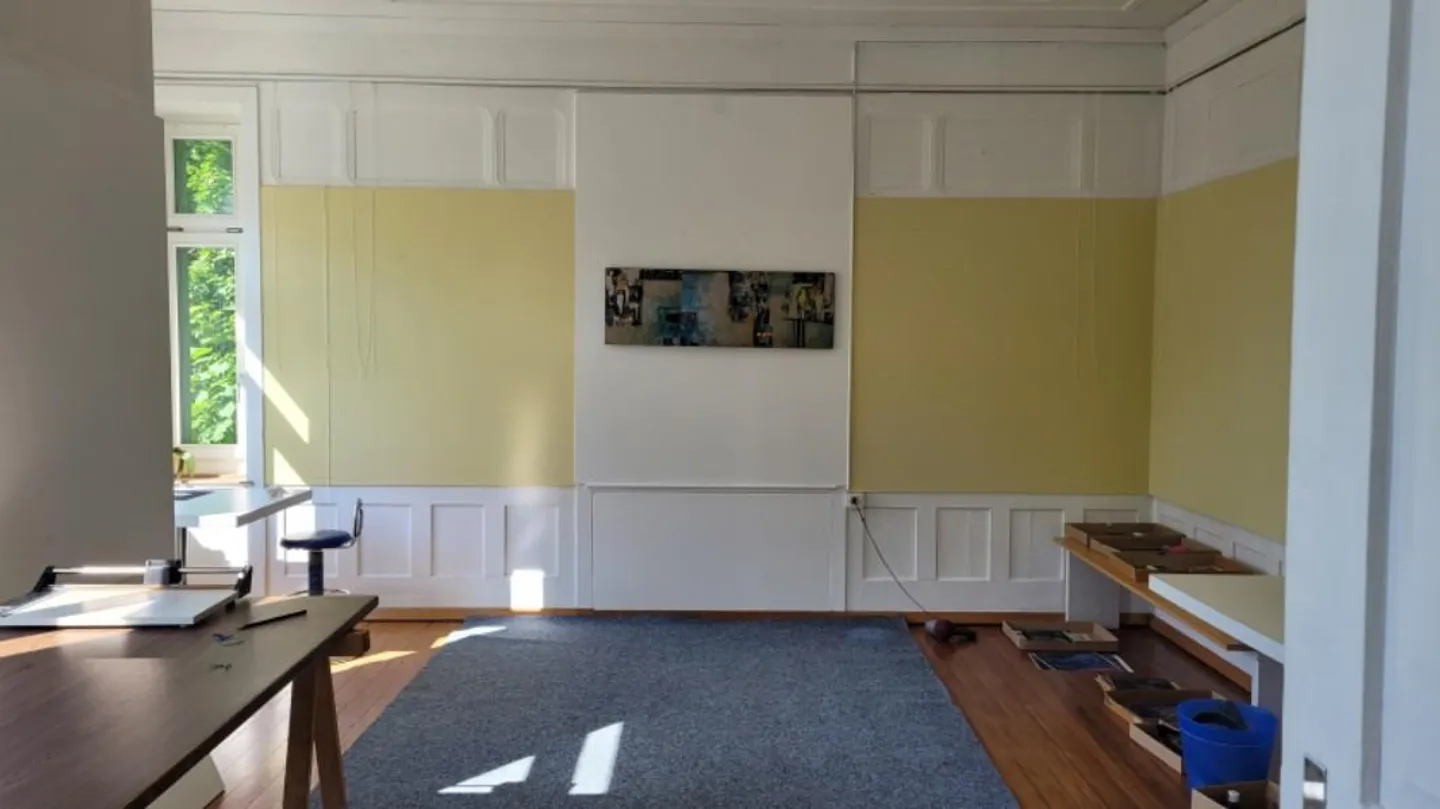 Commercial Space (Rent excluding additional costs) - Near Center - Photo 2 of 6