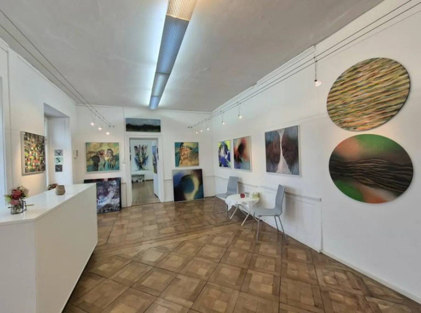 Commercial Space (Rent excluding additional costs) - Near Center - Photo 3 of 6