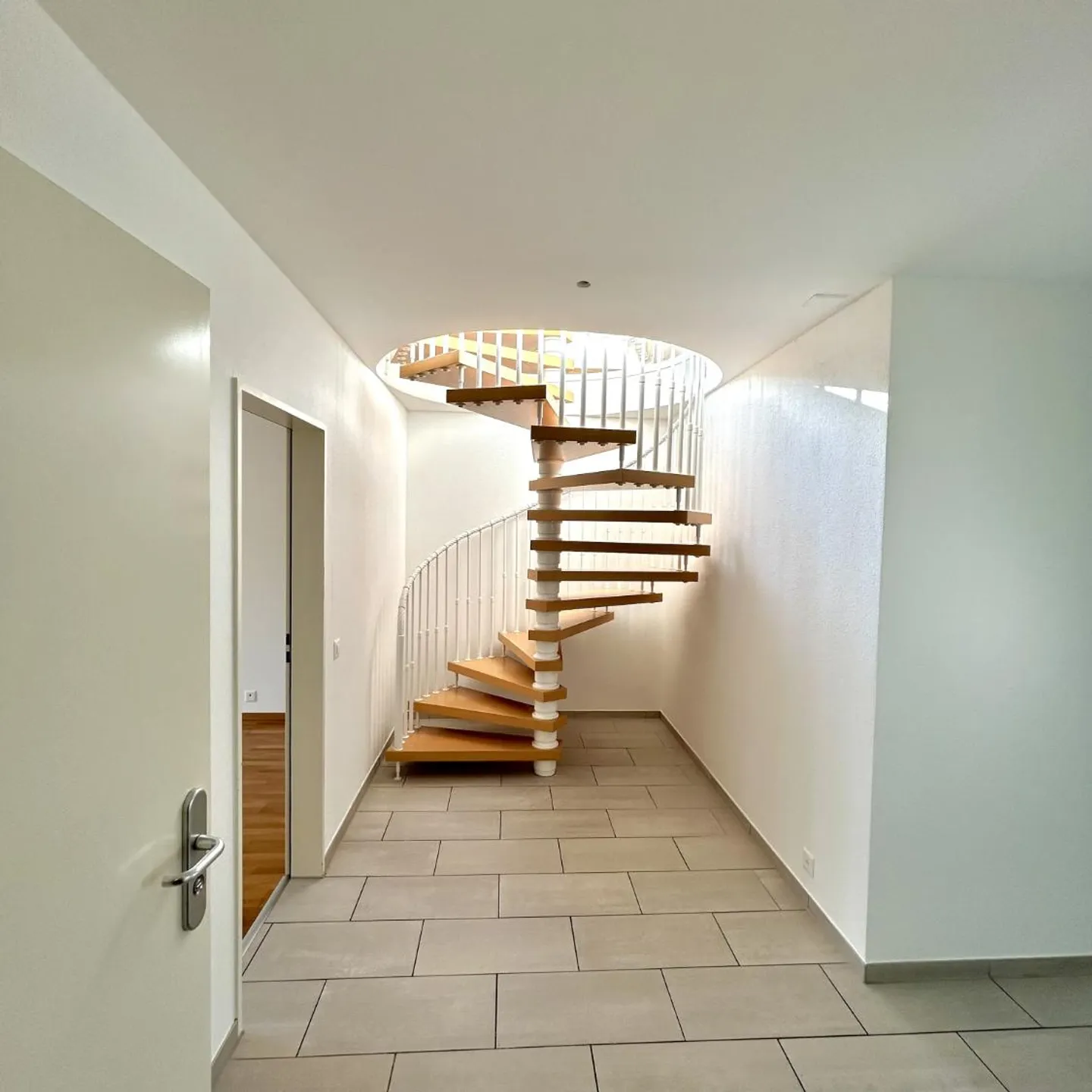 Appartamento 4.5 stanze - Foto 3 di 13