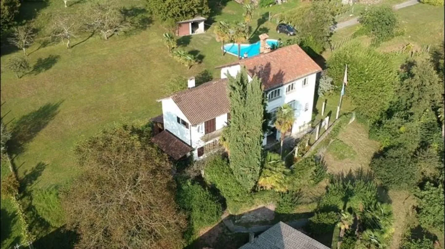 Casa in Pietra Tradizionale del Ticino in Posizione Esclusiva - Foto 2 di 30