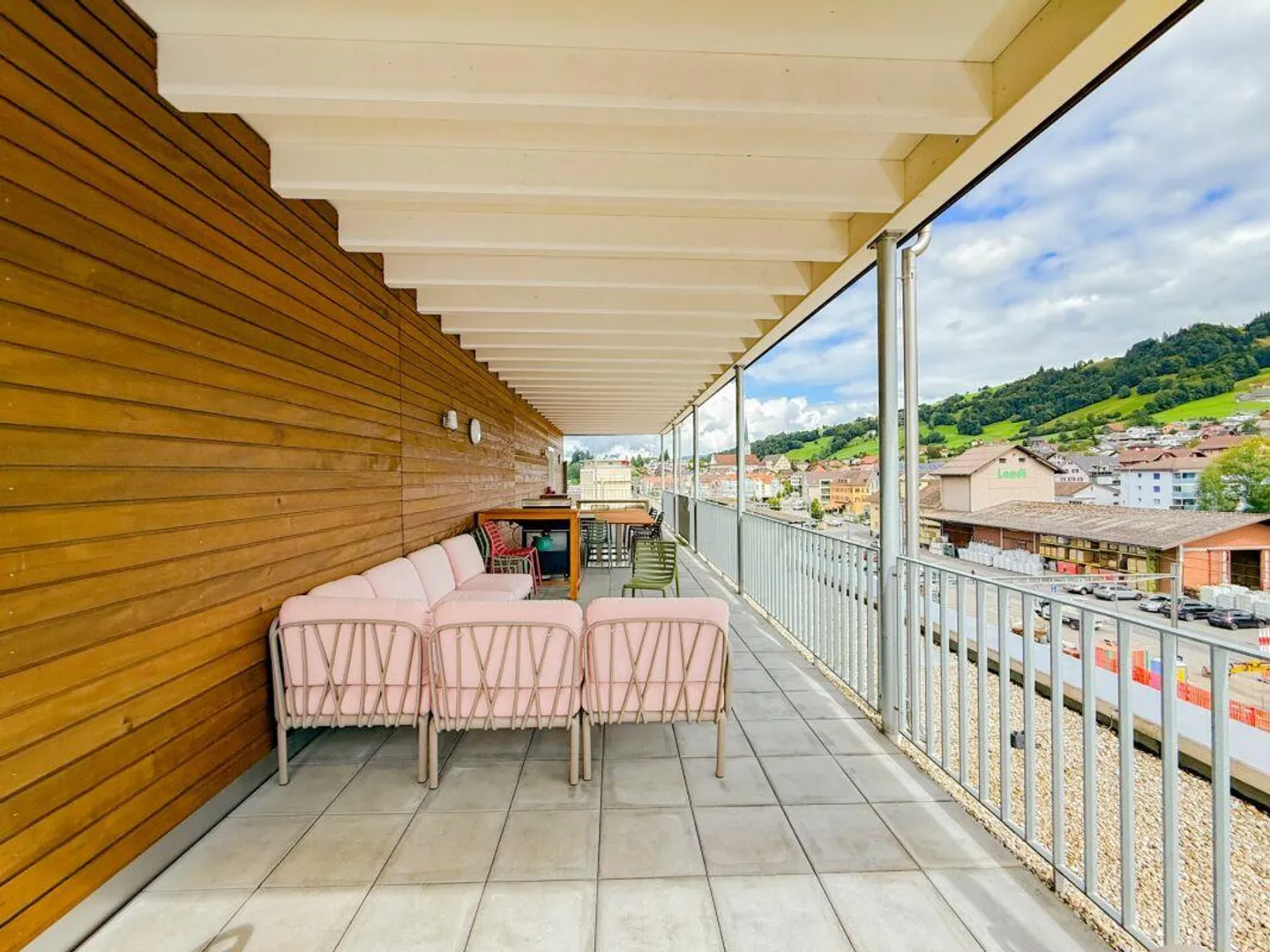 Investimento immobiliare attraente con rendimenti sostenibili - Foto 9 di 9