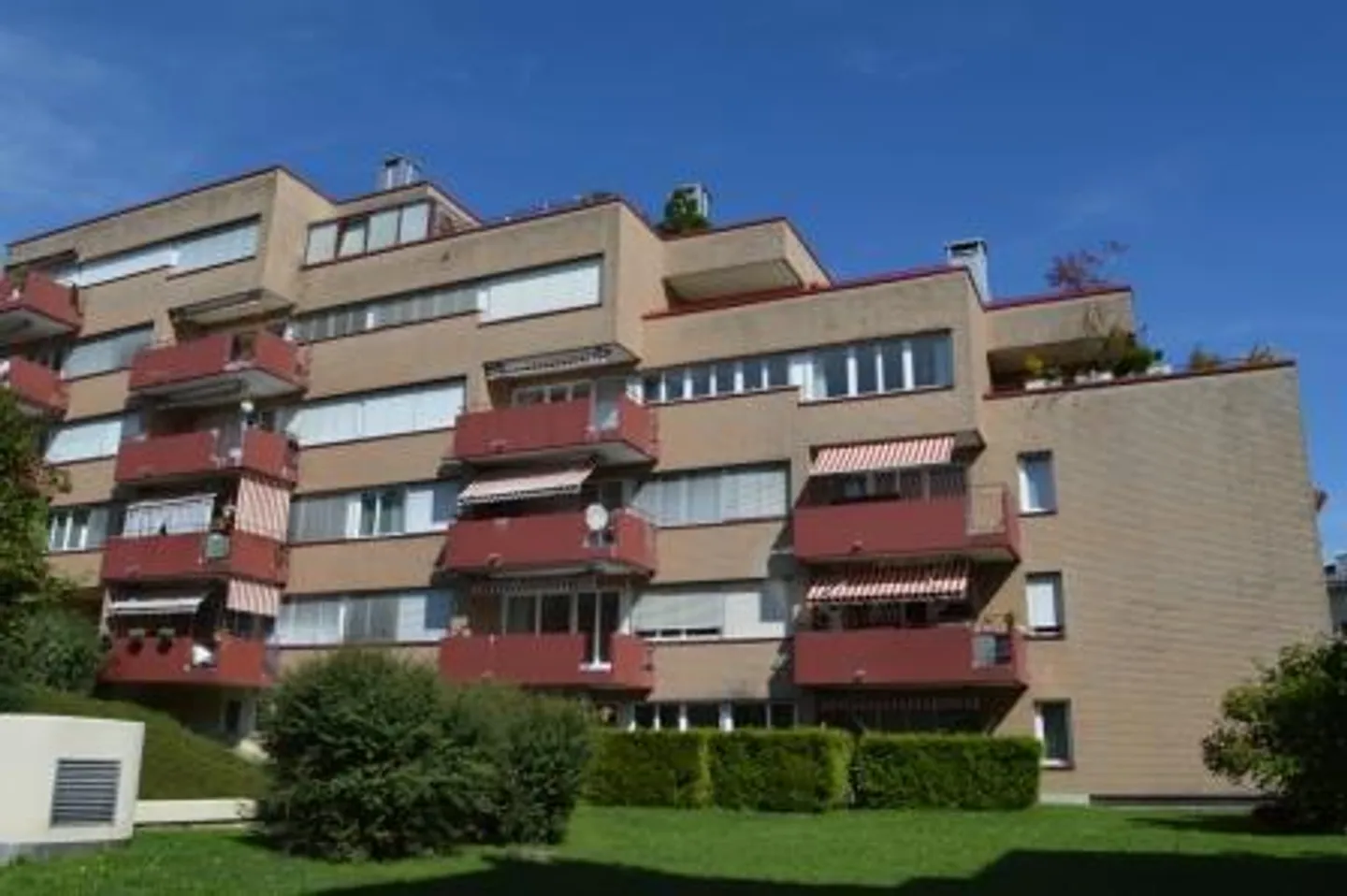 Quiet 3.5-room apartment - Photo 1 of 8