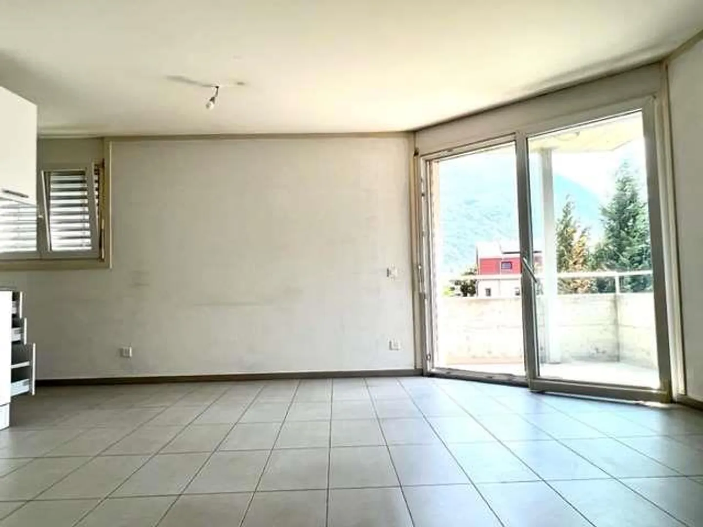Accogliente appartamento 2,5 locali con vista - Foto 4 di 13