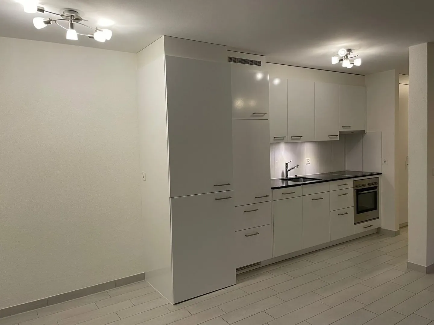 Appartamento di 2,5 locali in affitto in una villa - Foto 2 di 6