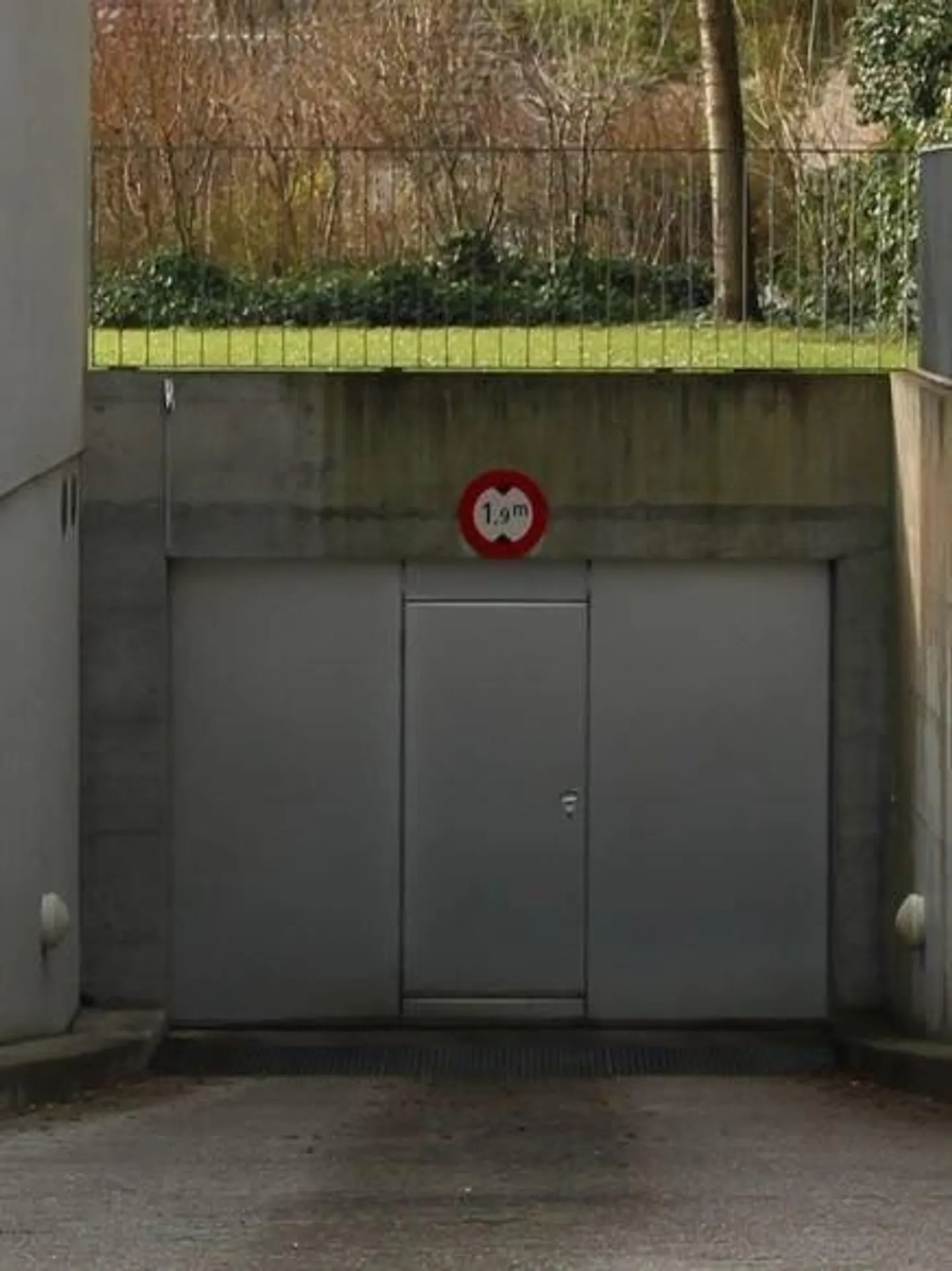 Parking spaces in Rheinfelden, near the old town - Photo 3 of 4