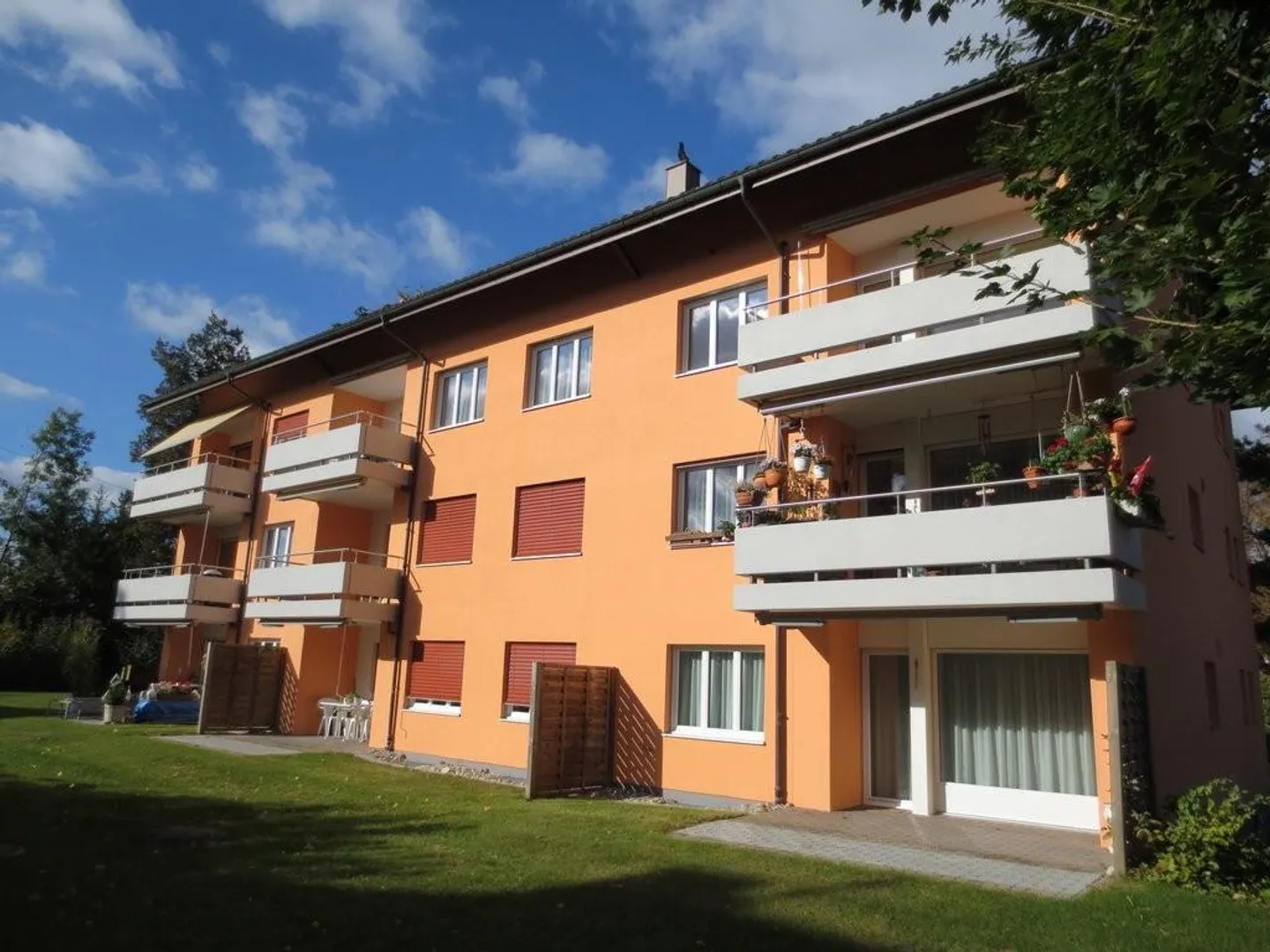 Appartamento luminoso 4.5 stanze - Foto 1 di 12