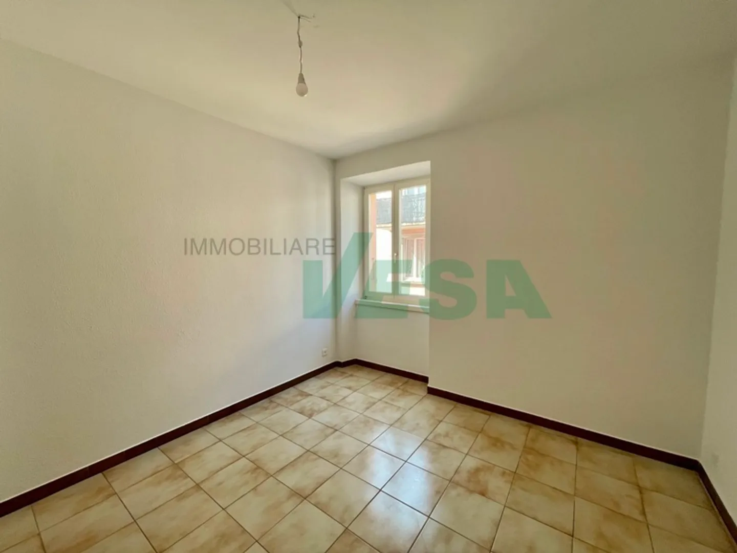 Bella casa recentemente rinnovata con tre appartamenti di 4,5 locali - Foto 8 di 10