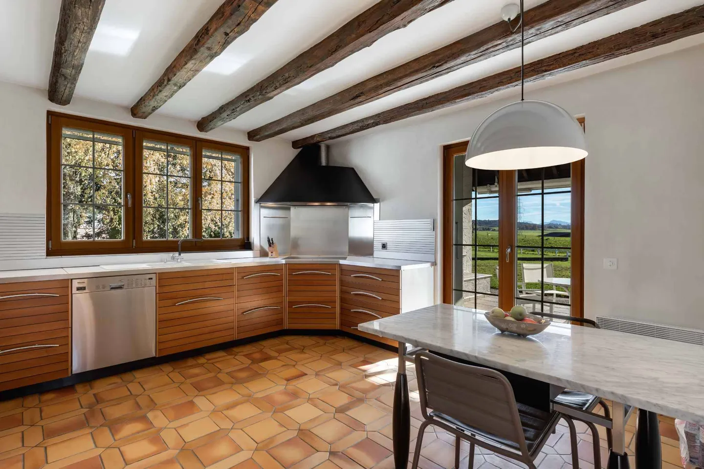 Charming Vaudoise Family Home - Photo 5 of 12