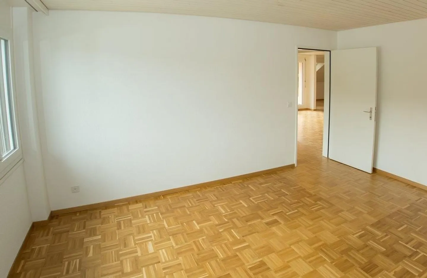 Appartamento luminoso 4.5 stanze - Foto 9 di 12