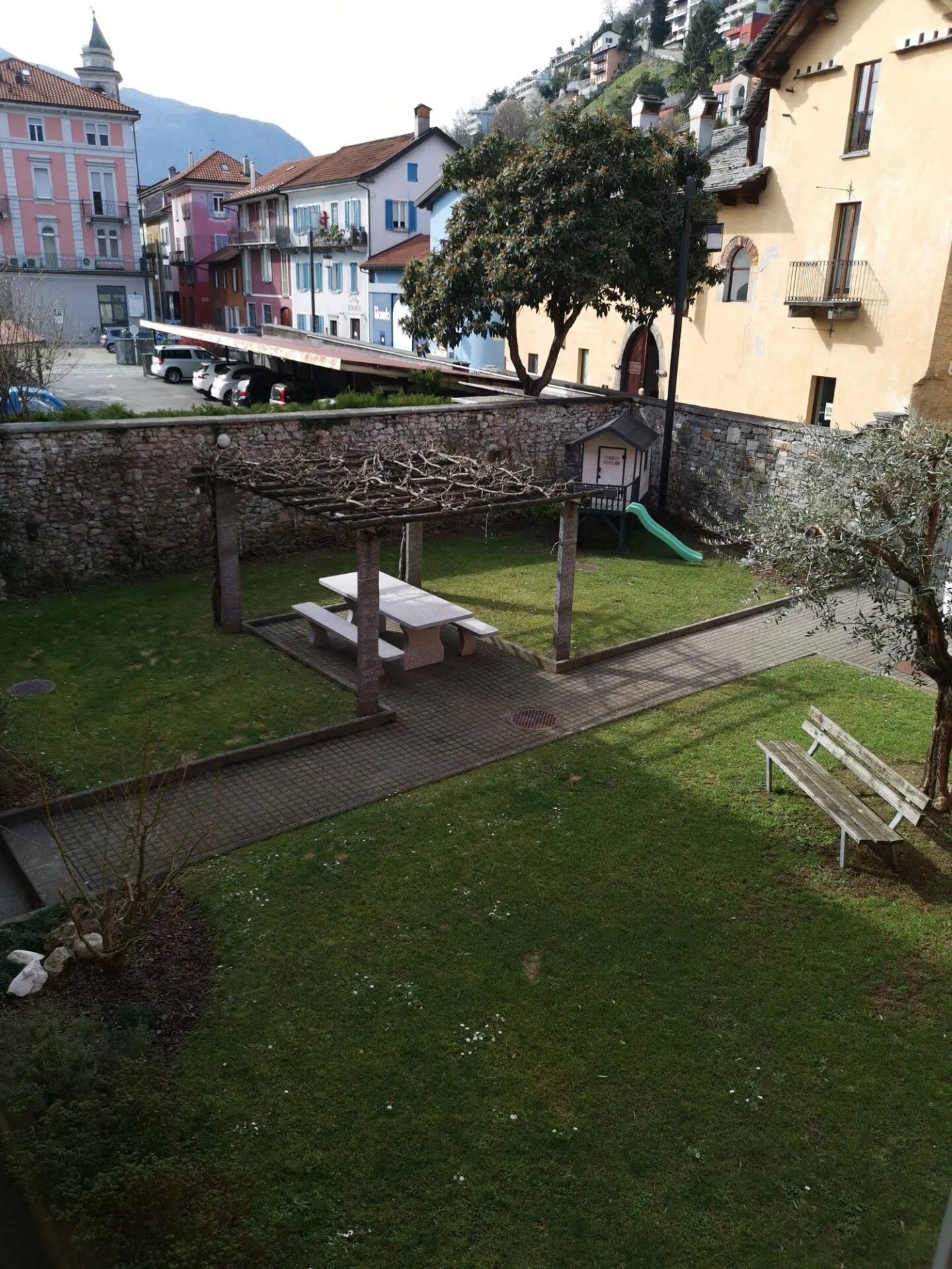 Single-family house with garden in the heart of the old town - Photo 3 of 3