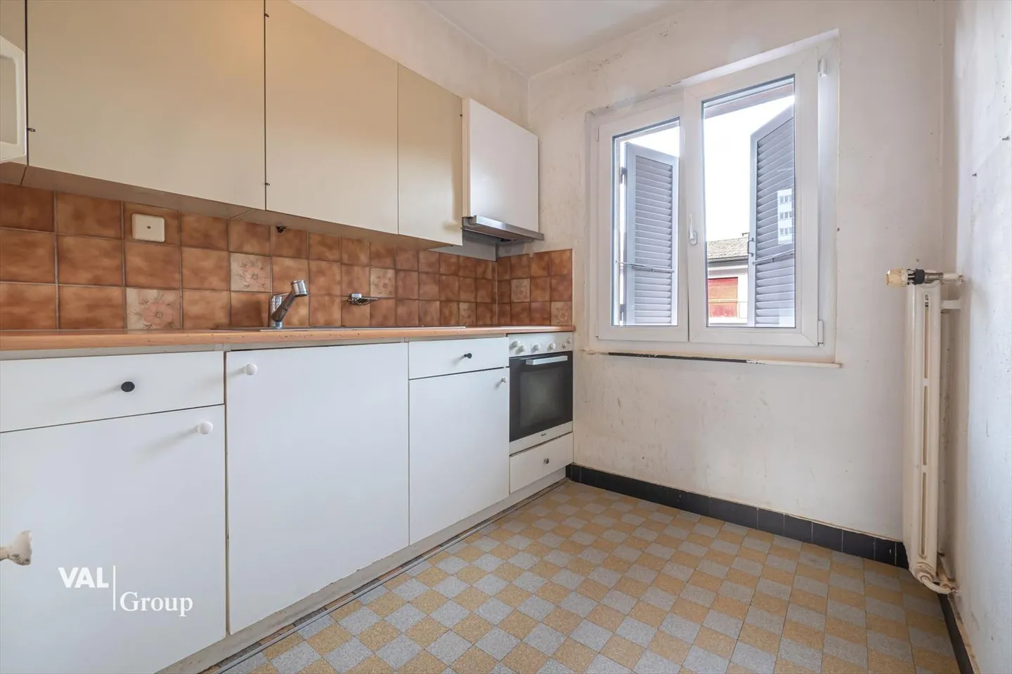 Nice investment potential in the heart of the city's activities - Photo 2 of 8