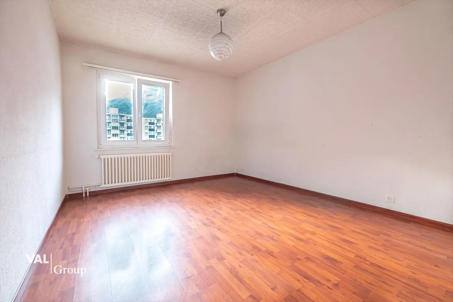 Nice investment potential in the heart of the city's activities - Photo 3 of 8