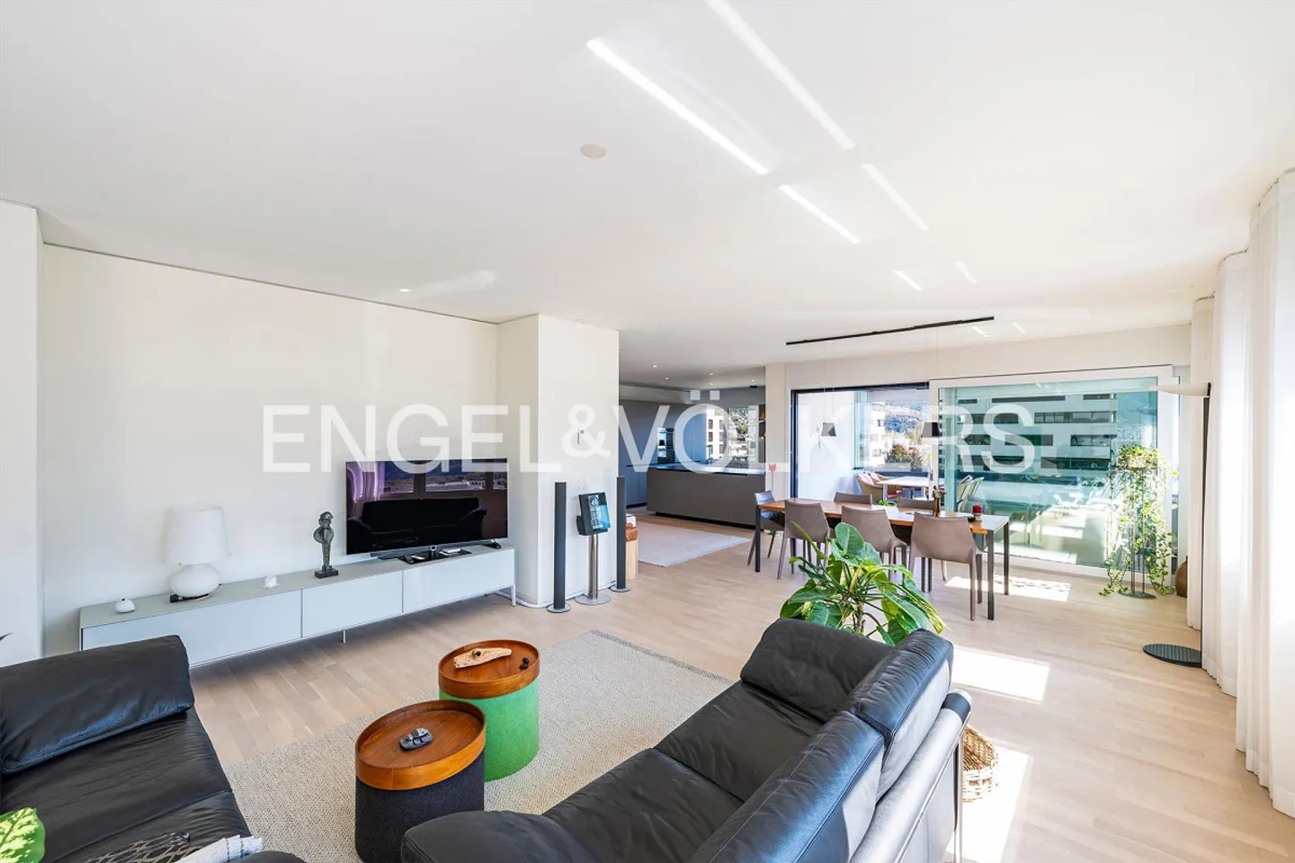 Appartamento quasi nuovo di 4,5 locali con vista lago (25) - Foto 6 di 13