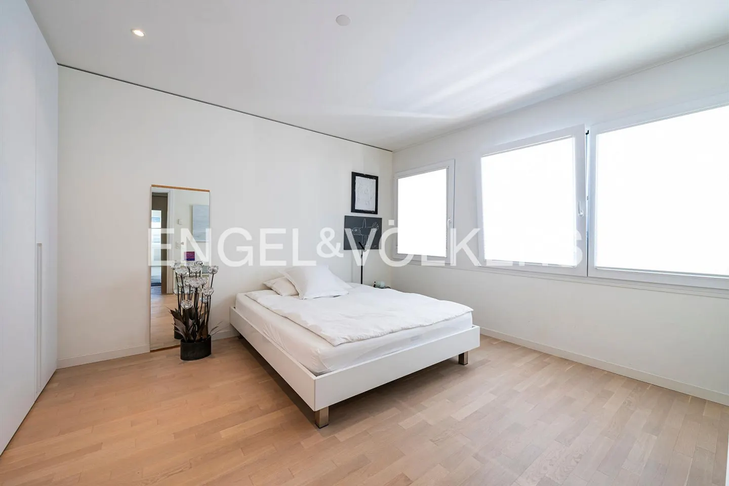 Appartamento quasi nuovo di 4,5 locali con vista lago (25) - Foto 9 di 13