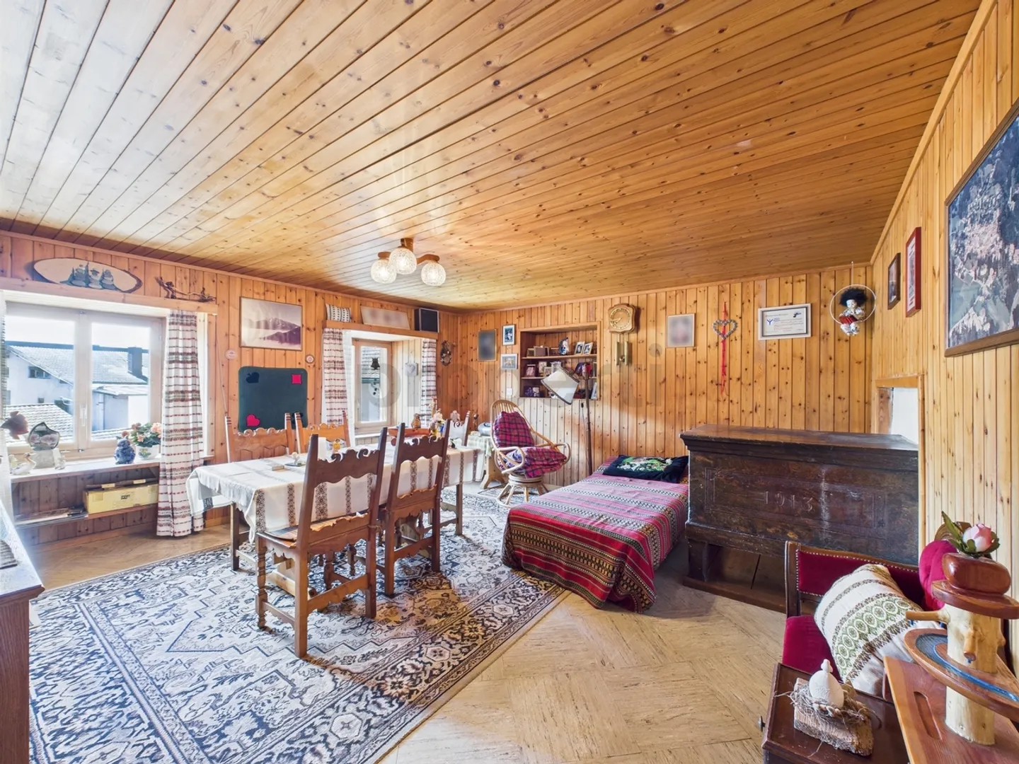 Casa a schiera eccezionale con fascino storico a Tamins - Foto 2 di 13