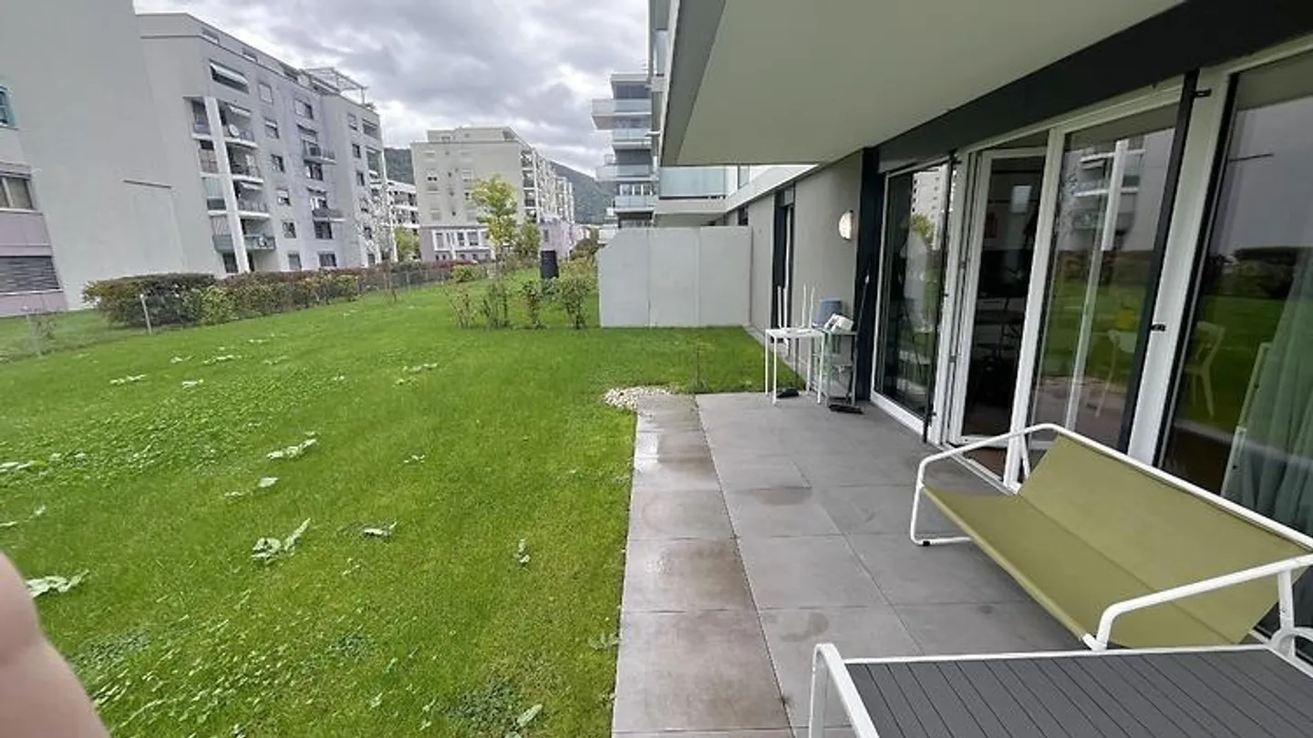 APPARTEMENT 3½ PIÈCES À DELÉMONT (JU), MEUBLÉ, TEMPORAIRE - Photo 2 sur 10