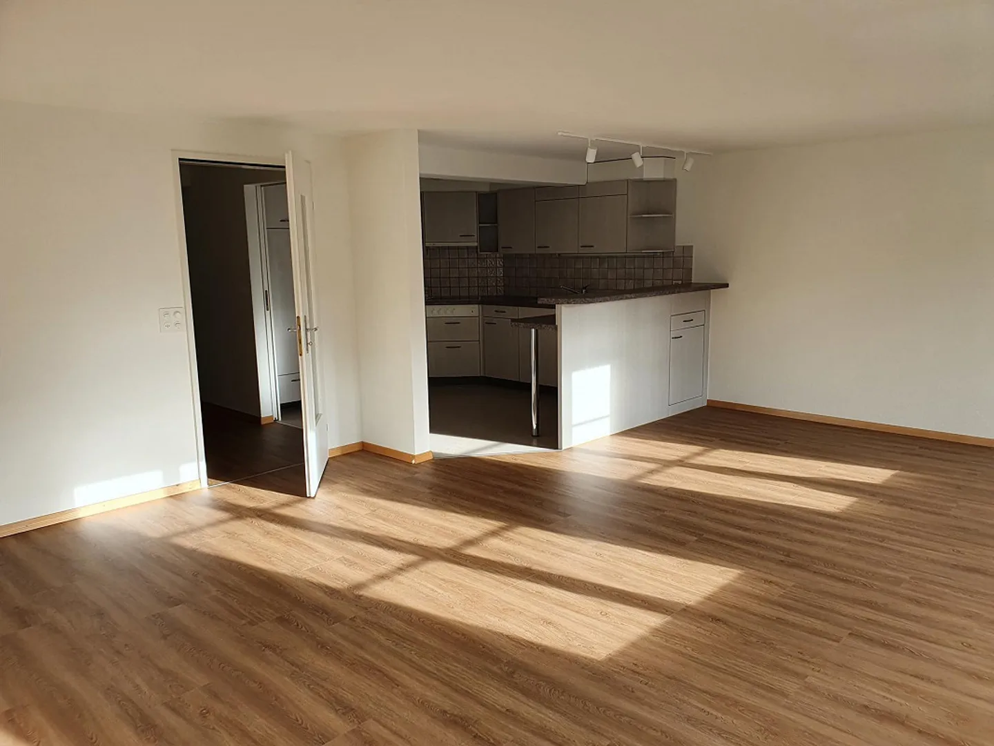 Grosszügige Altstadtwohnung mit Charme - Foto 2 von 10