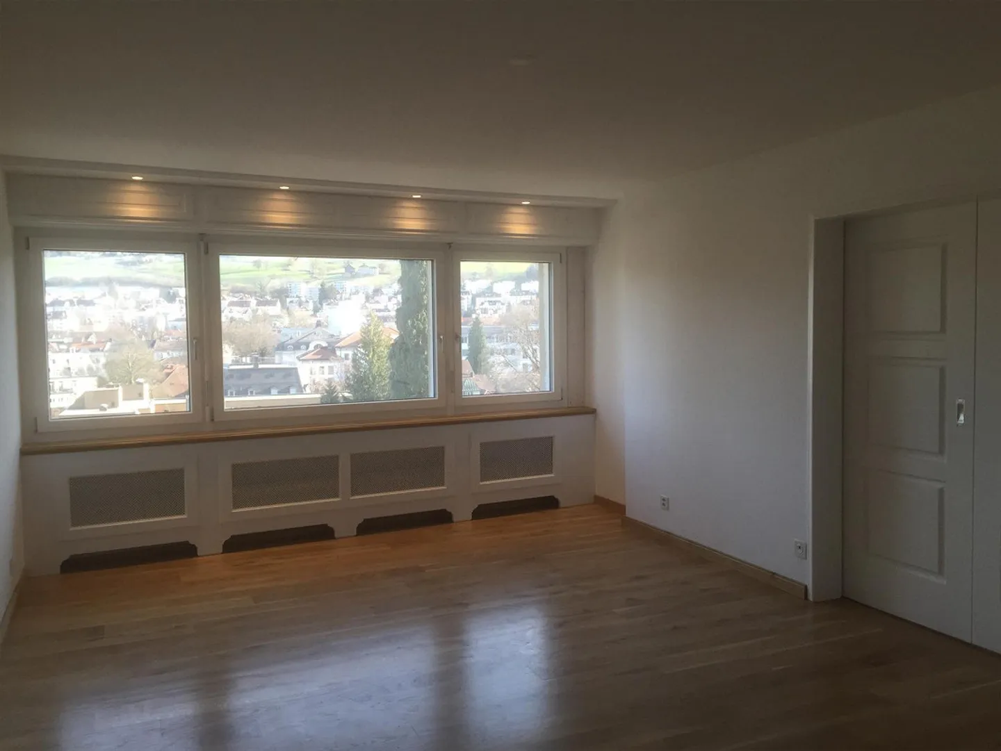 Grosszügige Stadtwohnung mit Balkonen - Foto 2 von 27
