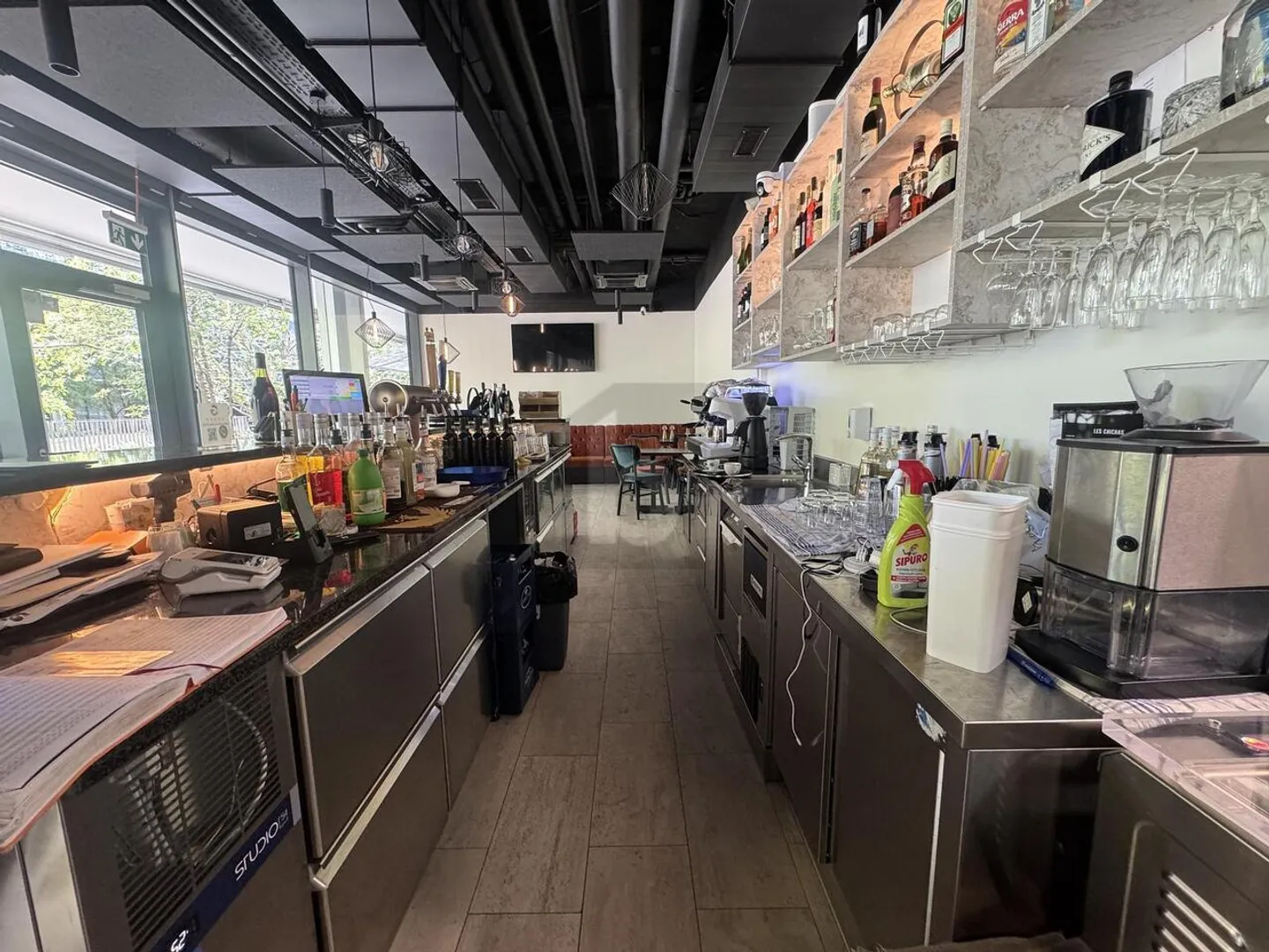 Stabilimento Gastronomico a Chavannes - Foto 5 di 6