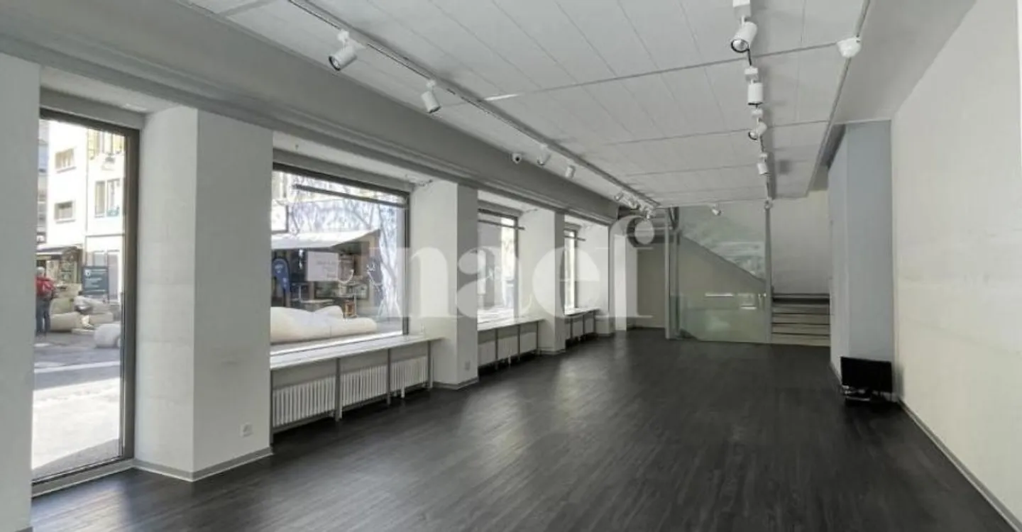Modular commercial space in the heart of Neuchâtel - 3 usable levels - Photo 3 of 8