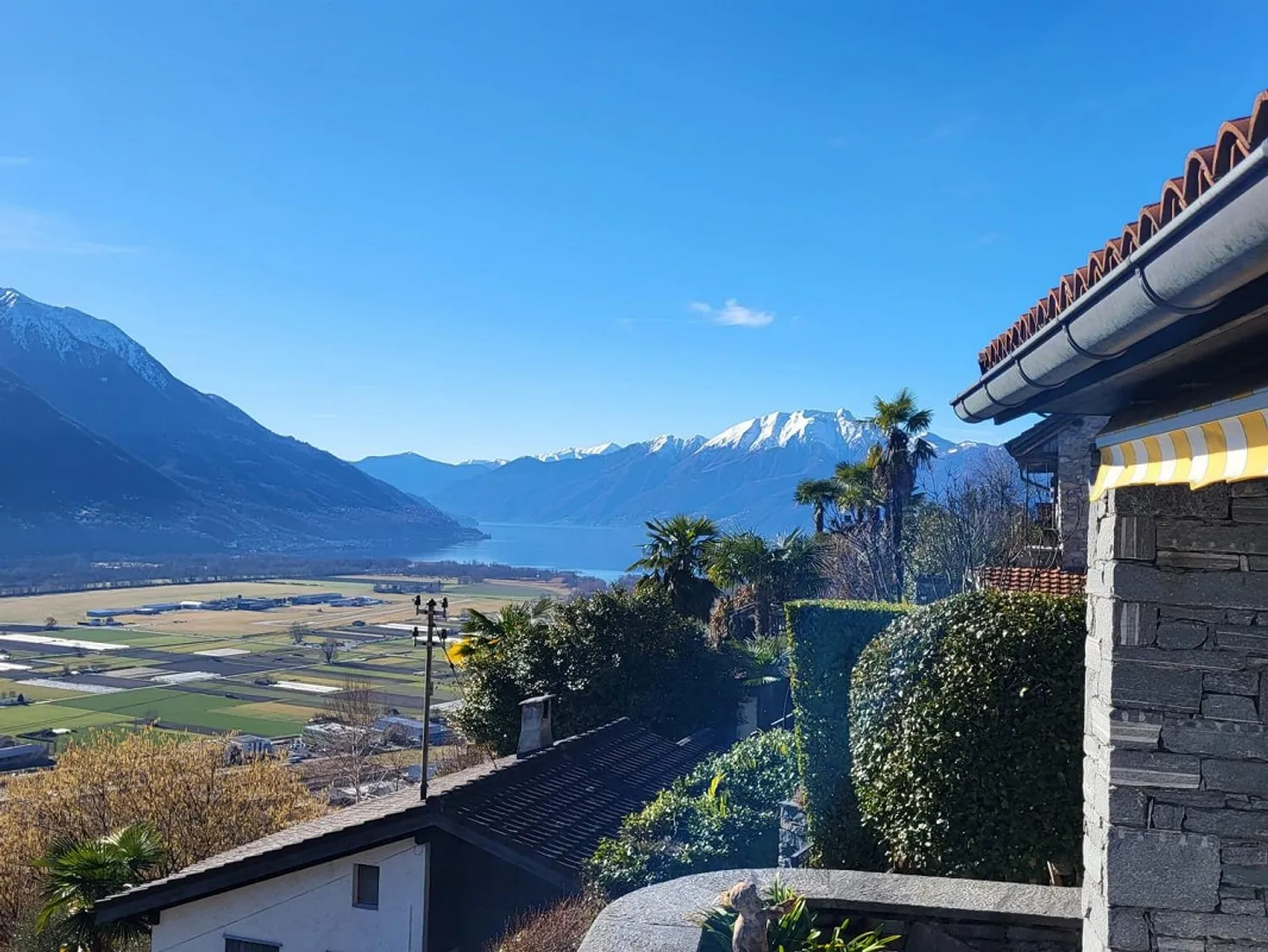 Single-family house in elevated location of Cugnasco - Photo 4 of 7
