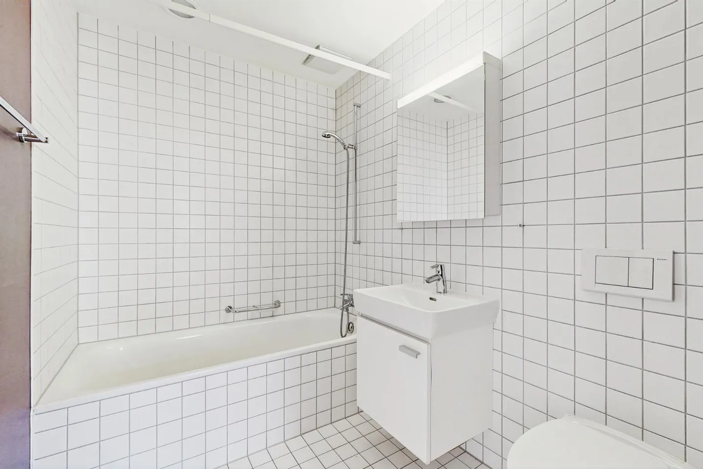 Appartement moderne en emplacement central - Photo 11 sur 12
