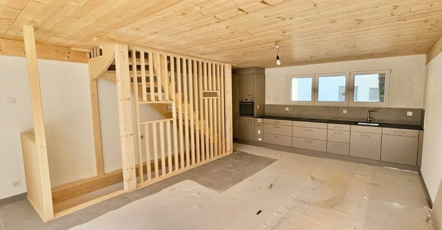 Apartment - Photo 2 of 9