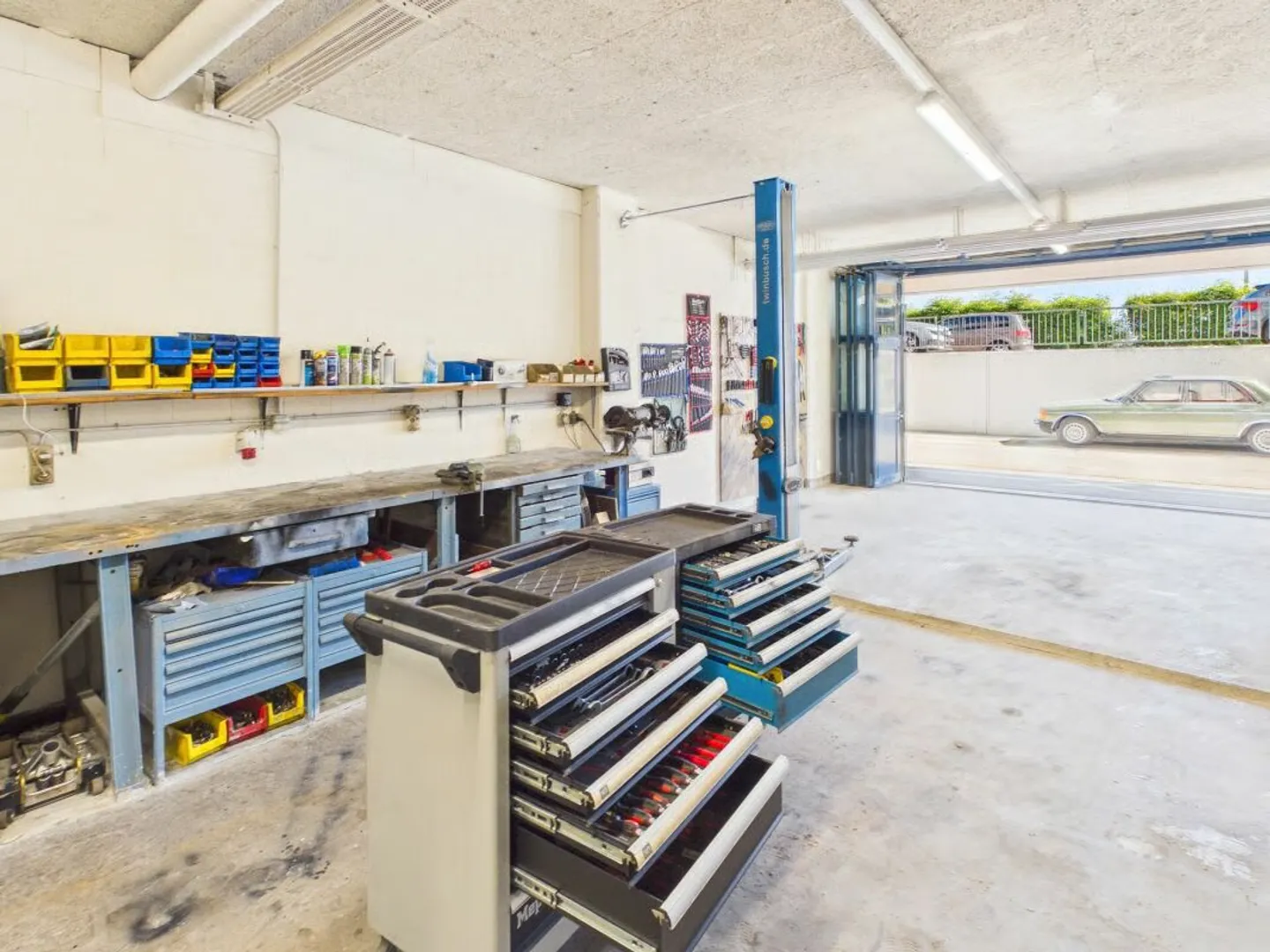 Votre garage de rêve à Fällanden vous attend ! - Photo 9 sur 15