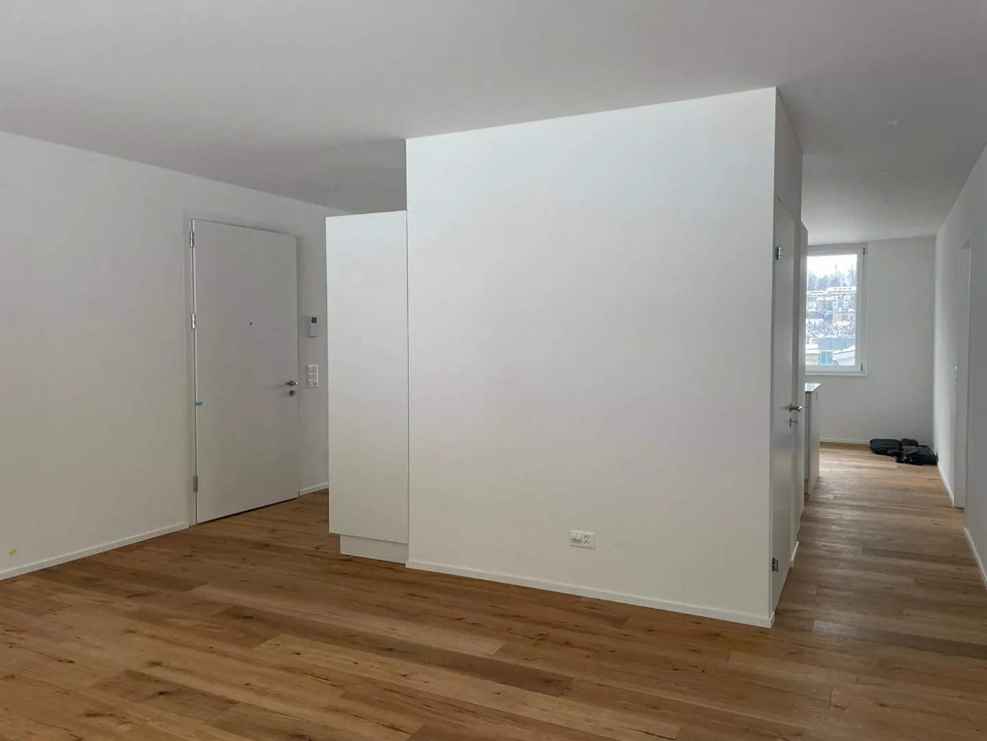 Appartement neuf 3.5 pièces avec loggia - Photo 2 sur 8