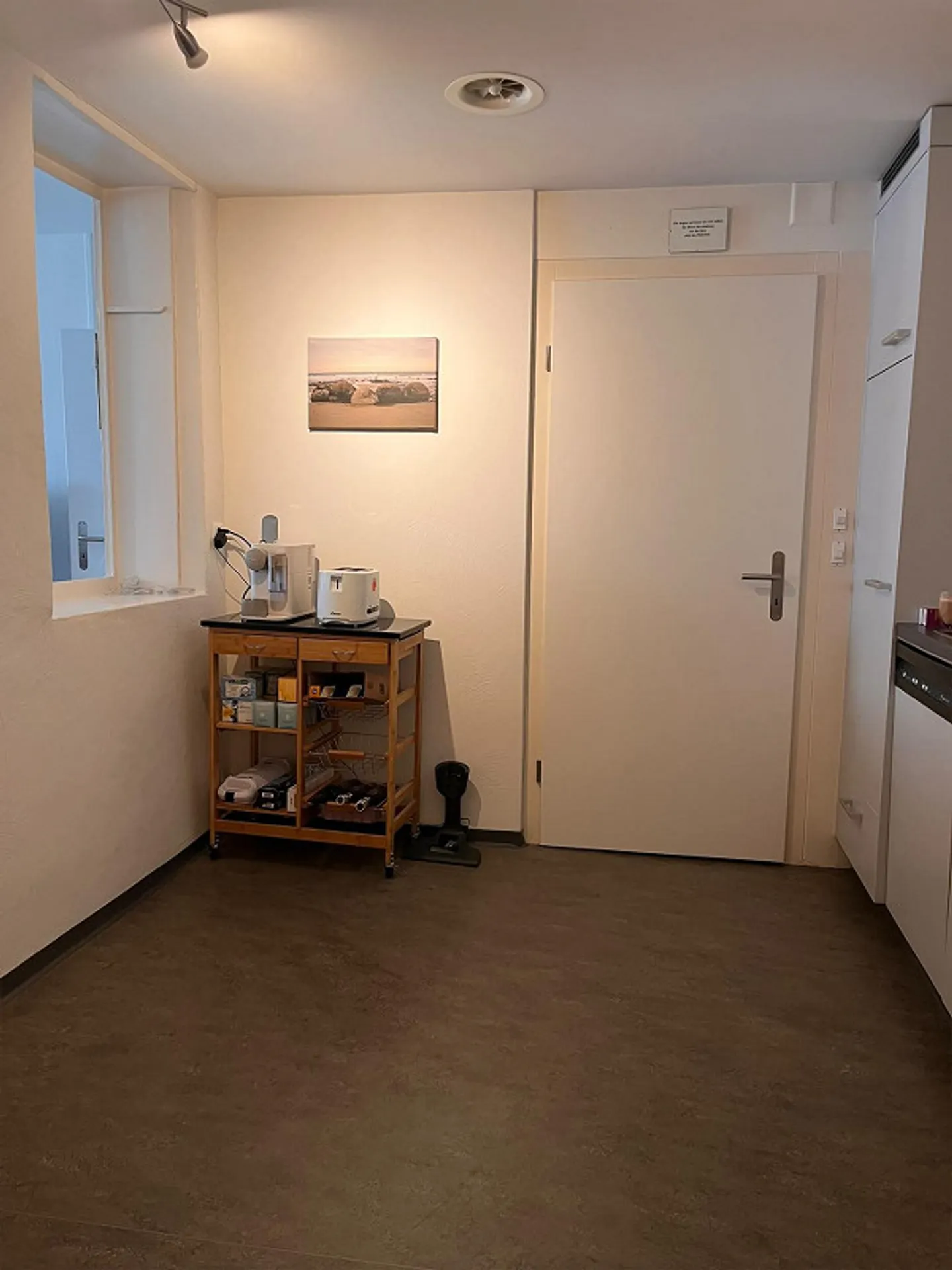 Appartement 2,5 pièces sur Neustadtgasse avec petit balcon - Photo 4 sur 8