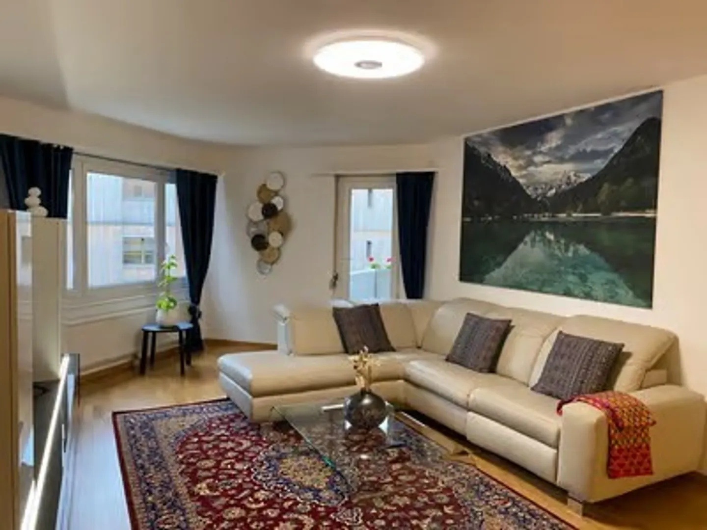 Elegant 4.5-Room Apartment in Seebach - Photo 6 of 13