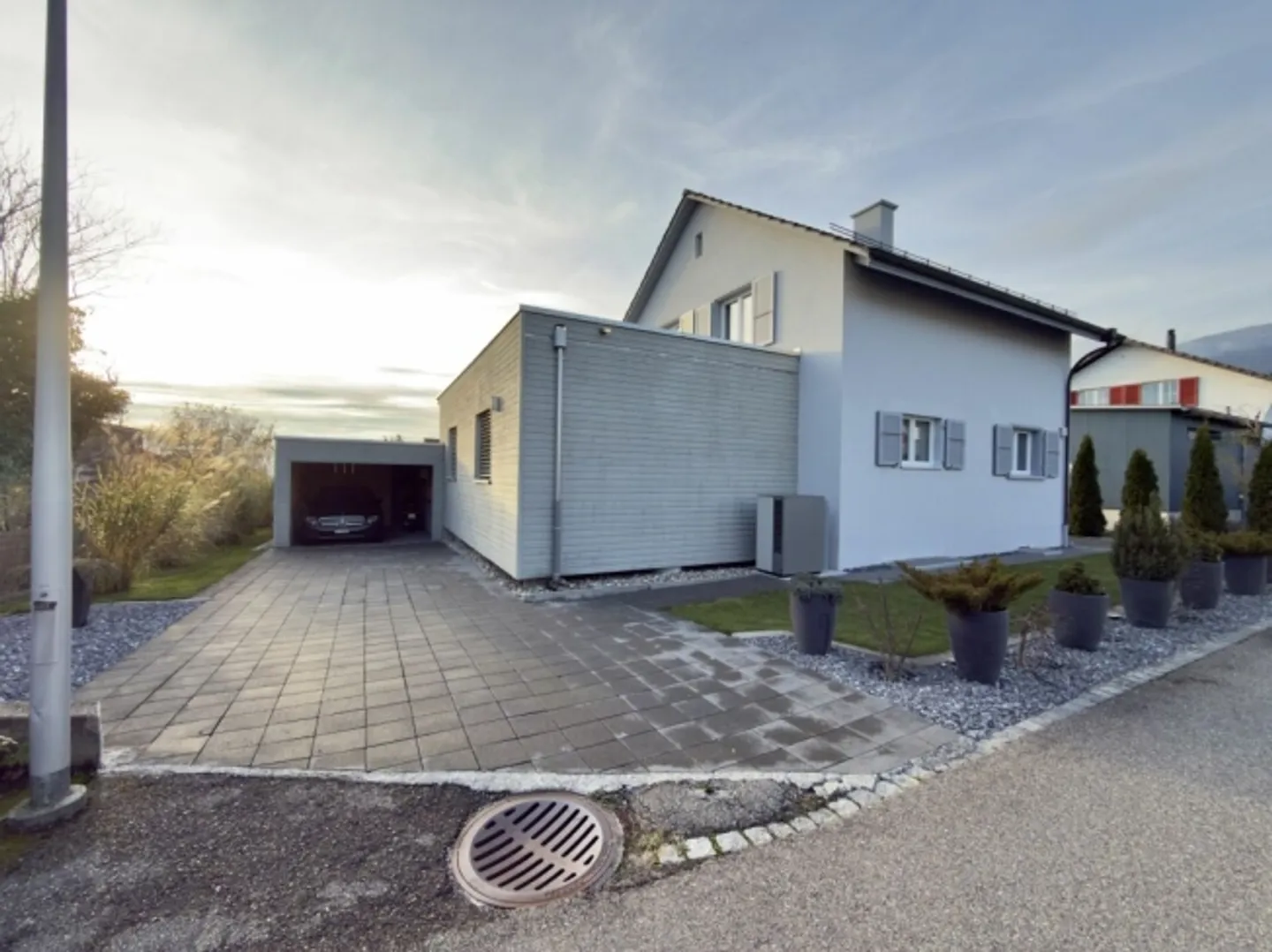 «IHR TRAUMHAUS IN RUHIGER LAGE MIT POOL UND ALPENBLICK» - Foto 3 von 7