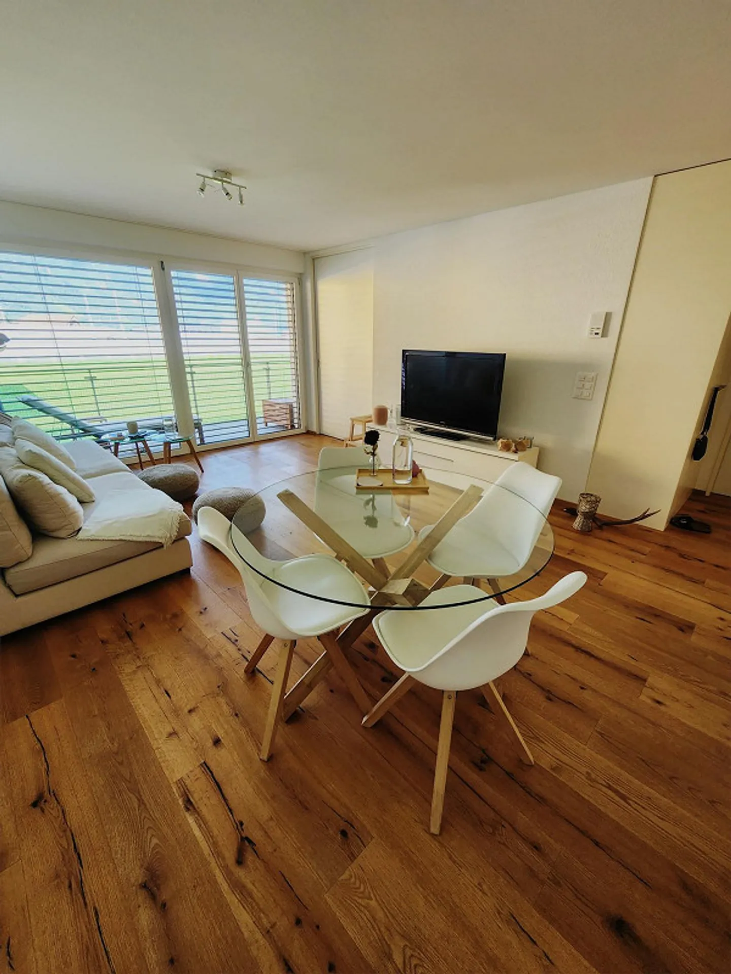Moderne, helle 2.5 Zimmer Wohnung - Photo 3 of 10
