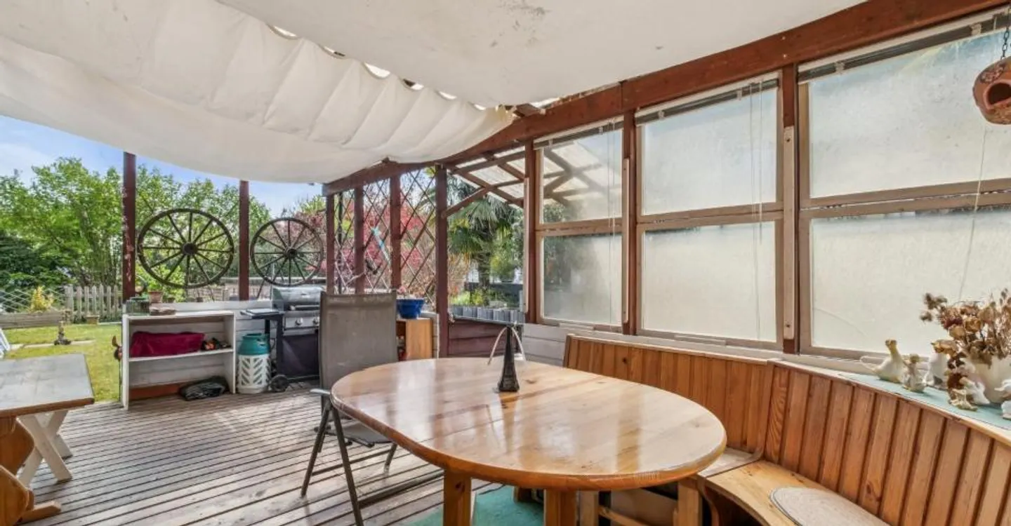 Geräumiges Familienhaus mit Garten - Foto 11 von 13