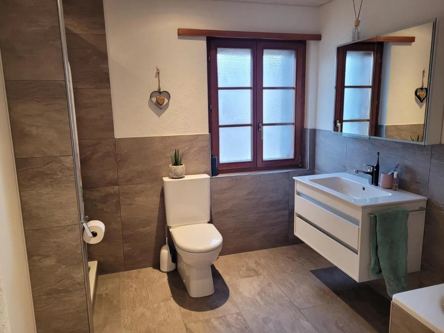 Appartement sous les combles de 4,5 pièces - Photo 3 sur 4