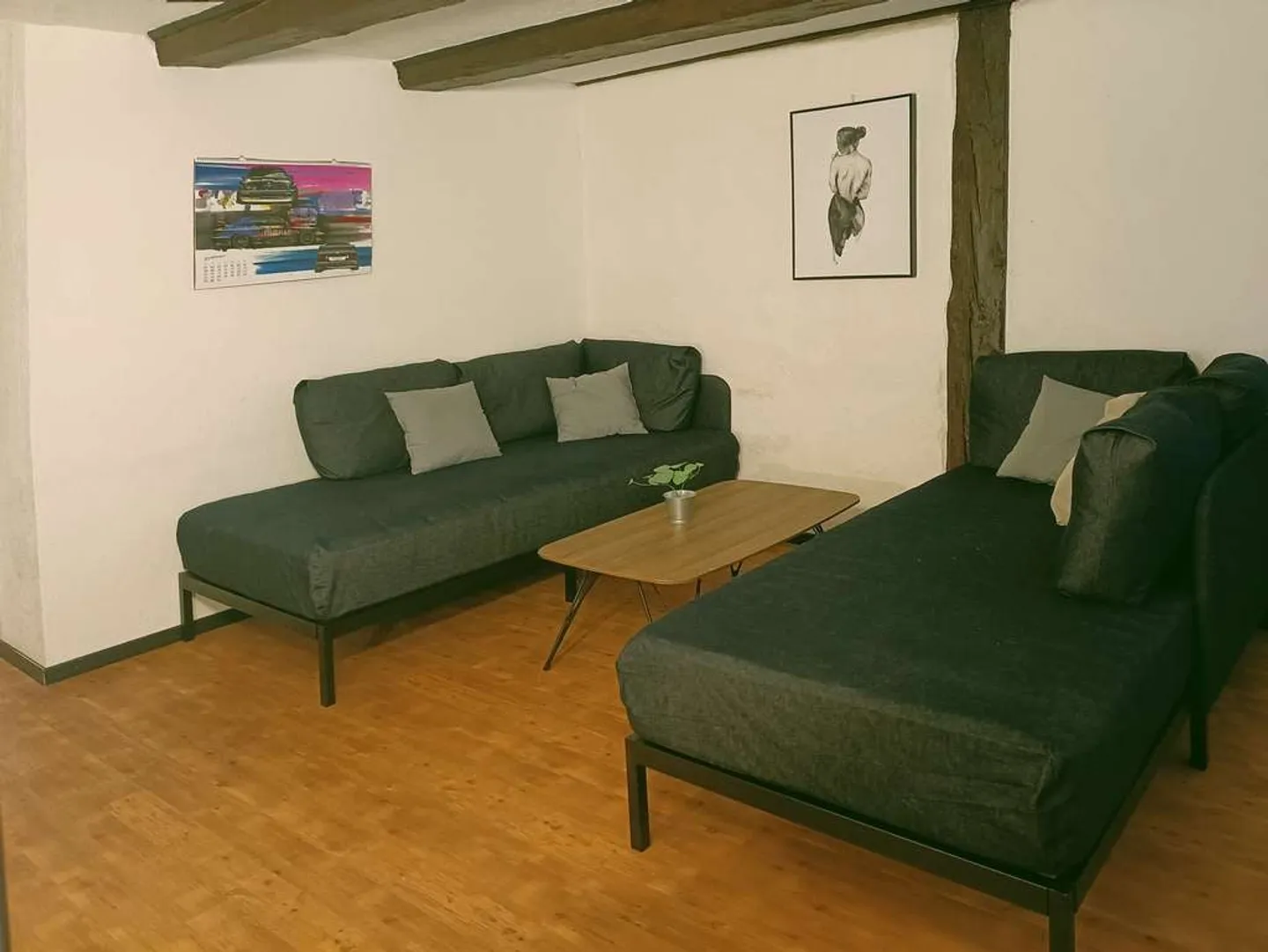 Appartement dans un immeuble ancien à 3 minutes du lac - Photo 2 sur 10