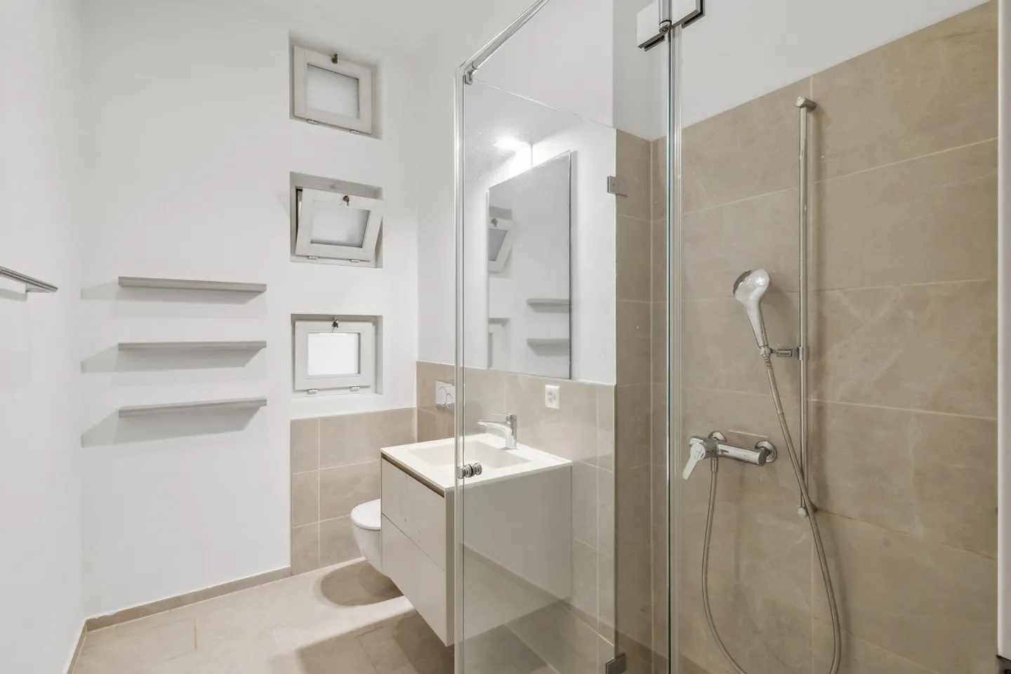 Near the Train Station - Photo 6 of 6